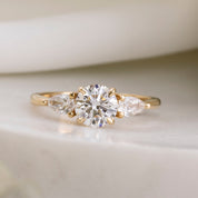 Olivia Grand Ring, 1.00ct Round Lab Diamond | IGI Certified