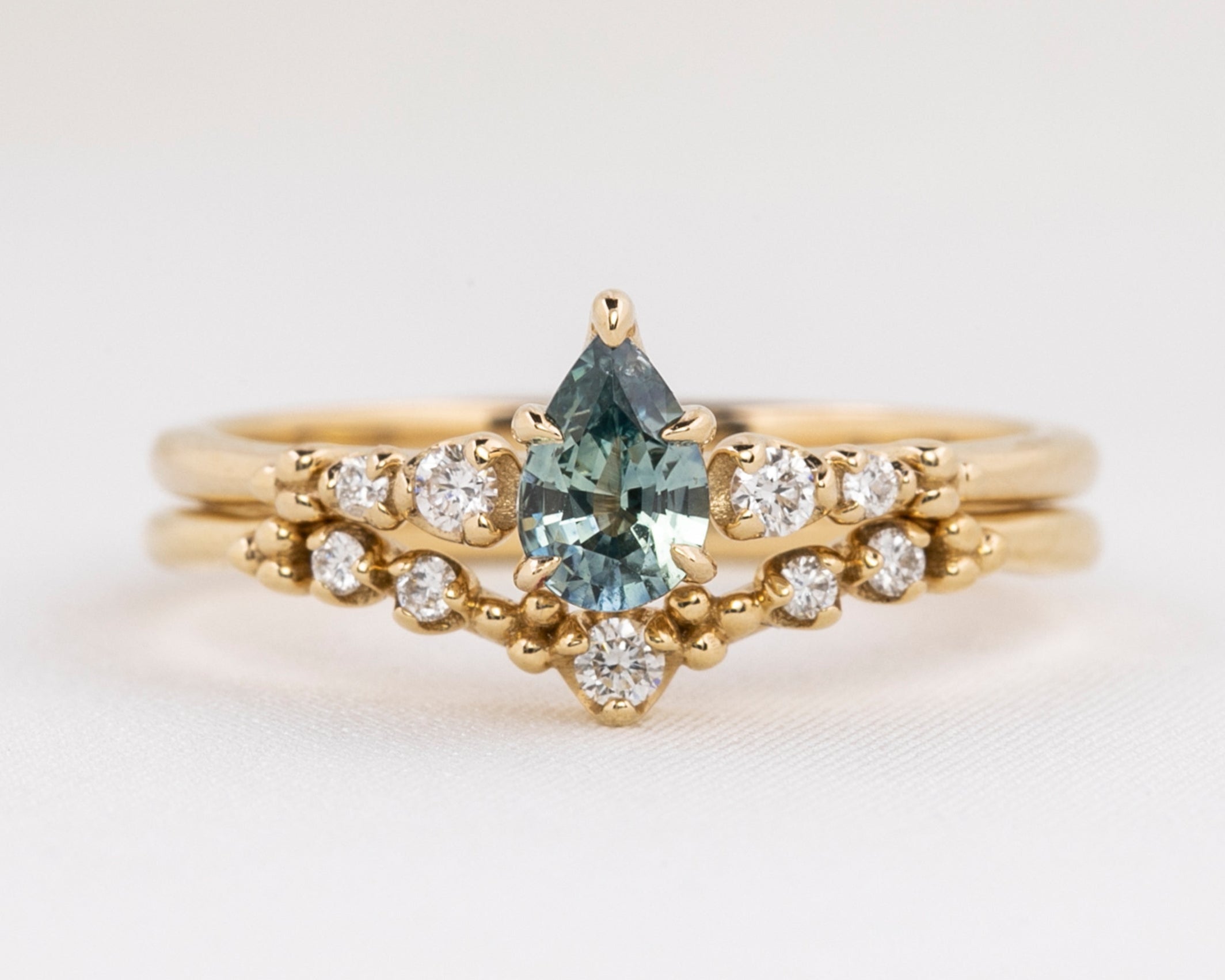 Estel Fleur Ring, 0.55ct Montana Sapphire