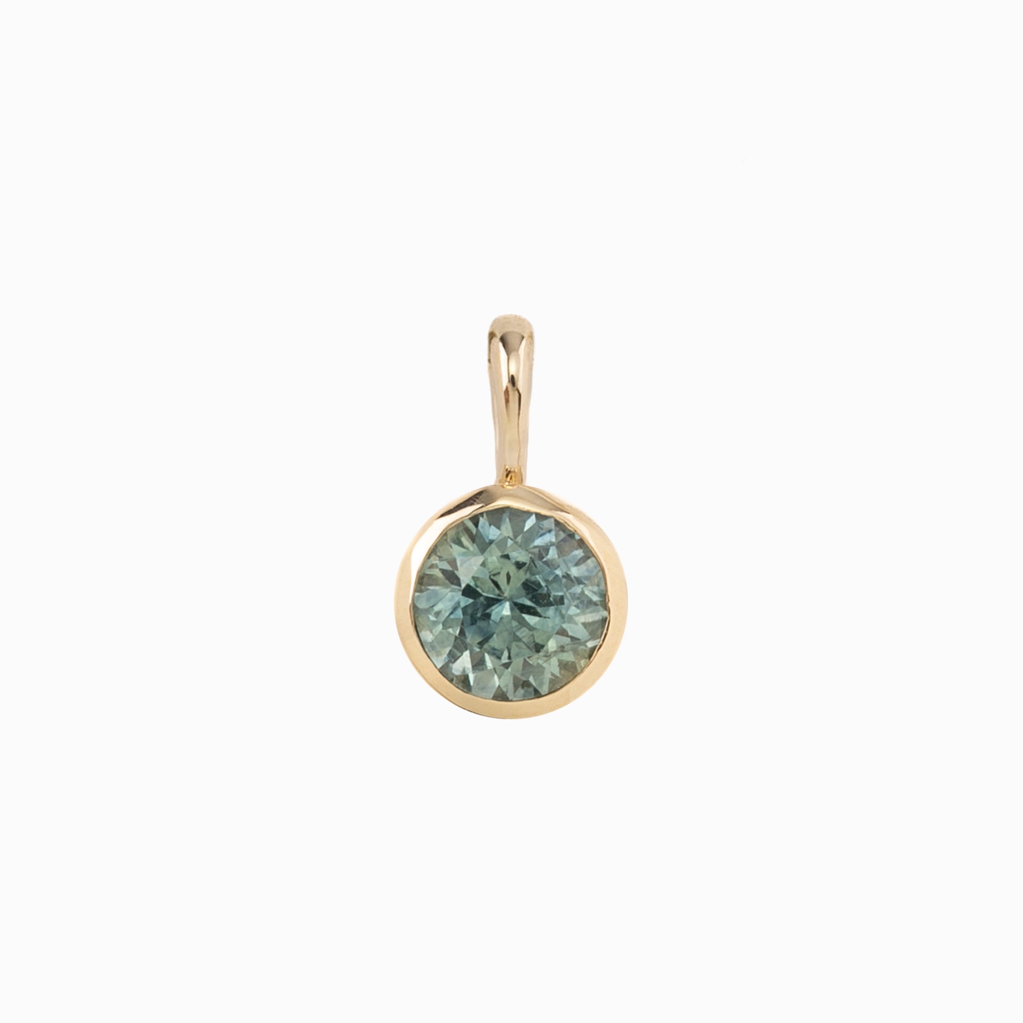 2G6A2553_charm_5e6f250d-0397-484d-b07a-8cbf79ed759b.jpg