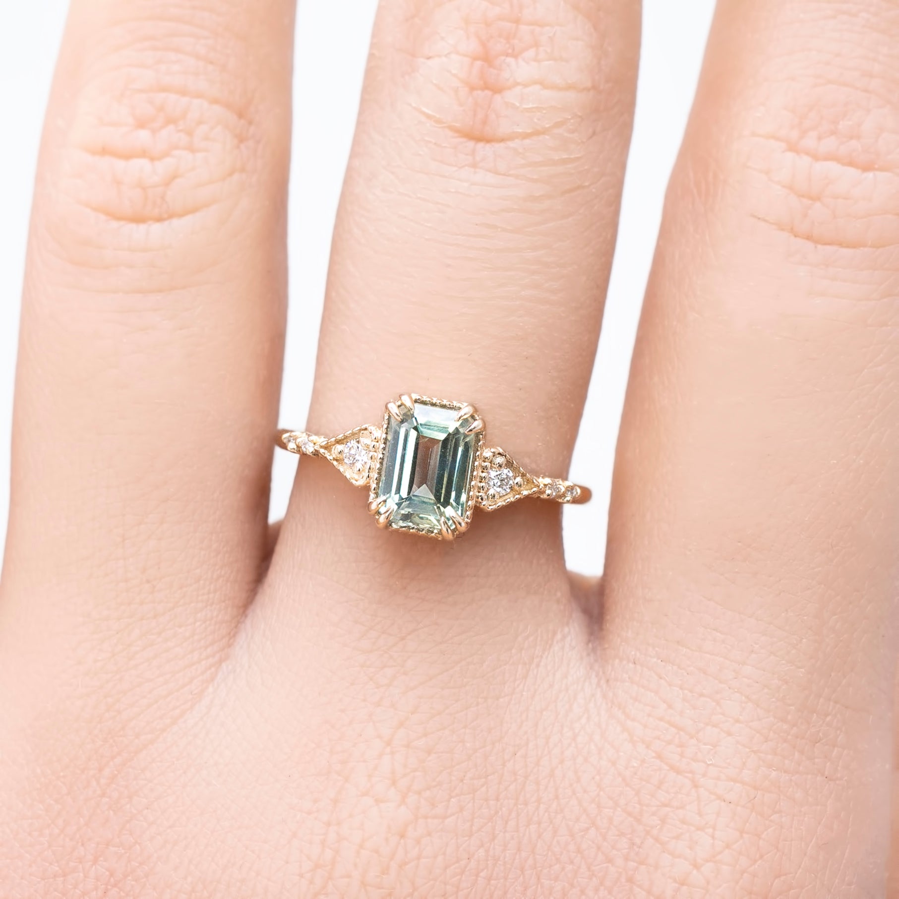 Agatha Ring, Green Sapphire