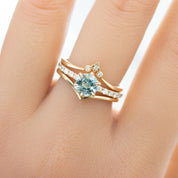 Maria Luxe Ring, 0.91ct Montana Sapphire