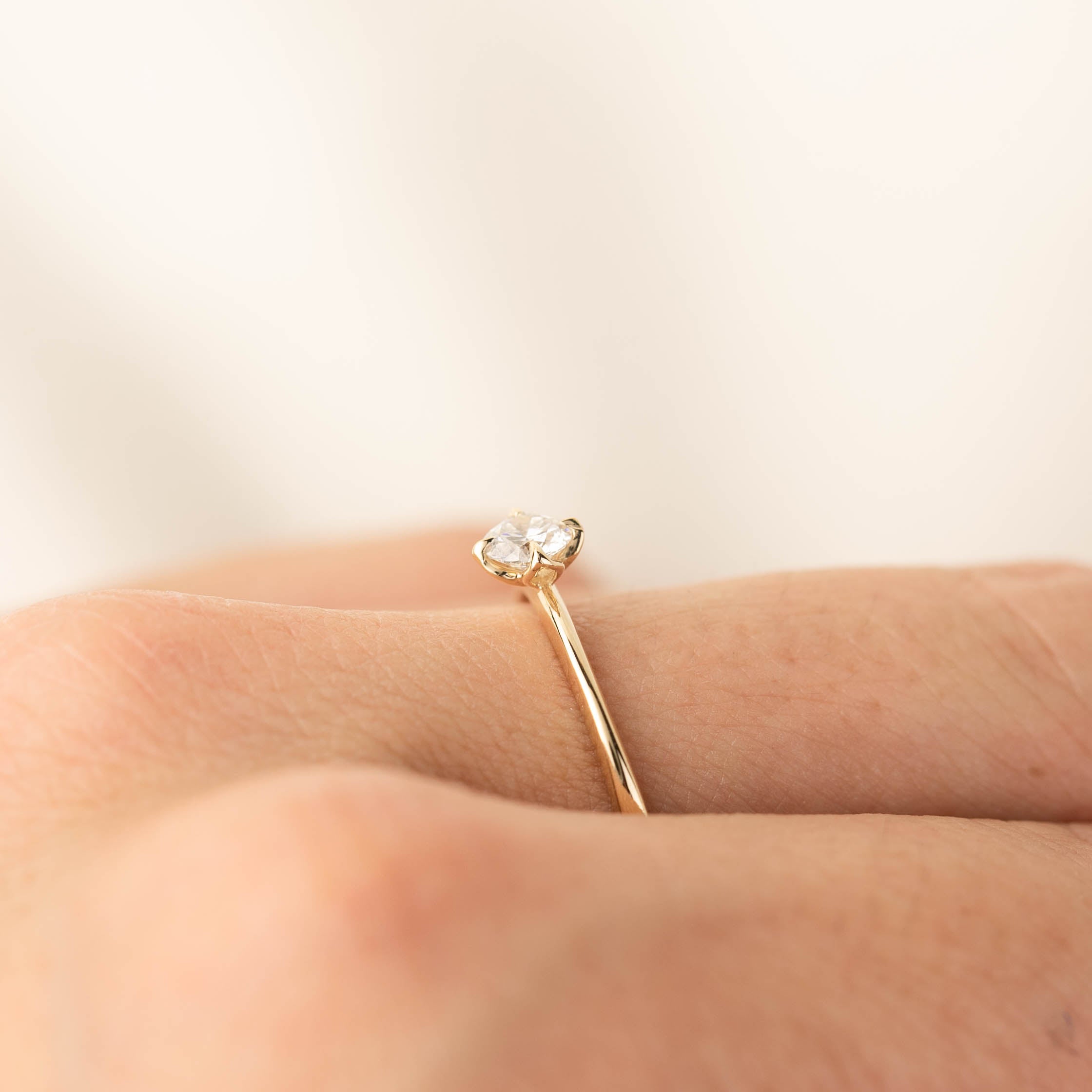 Alice Round Diamond Ring