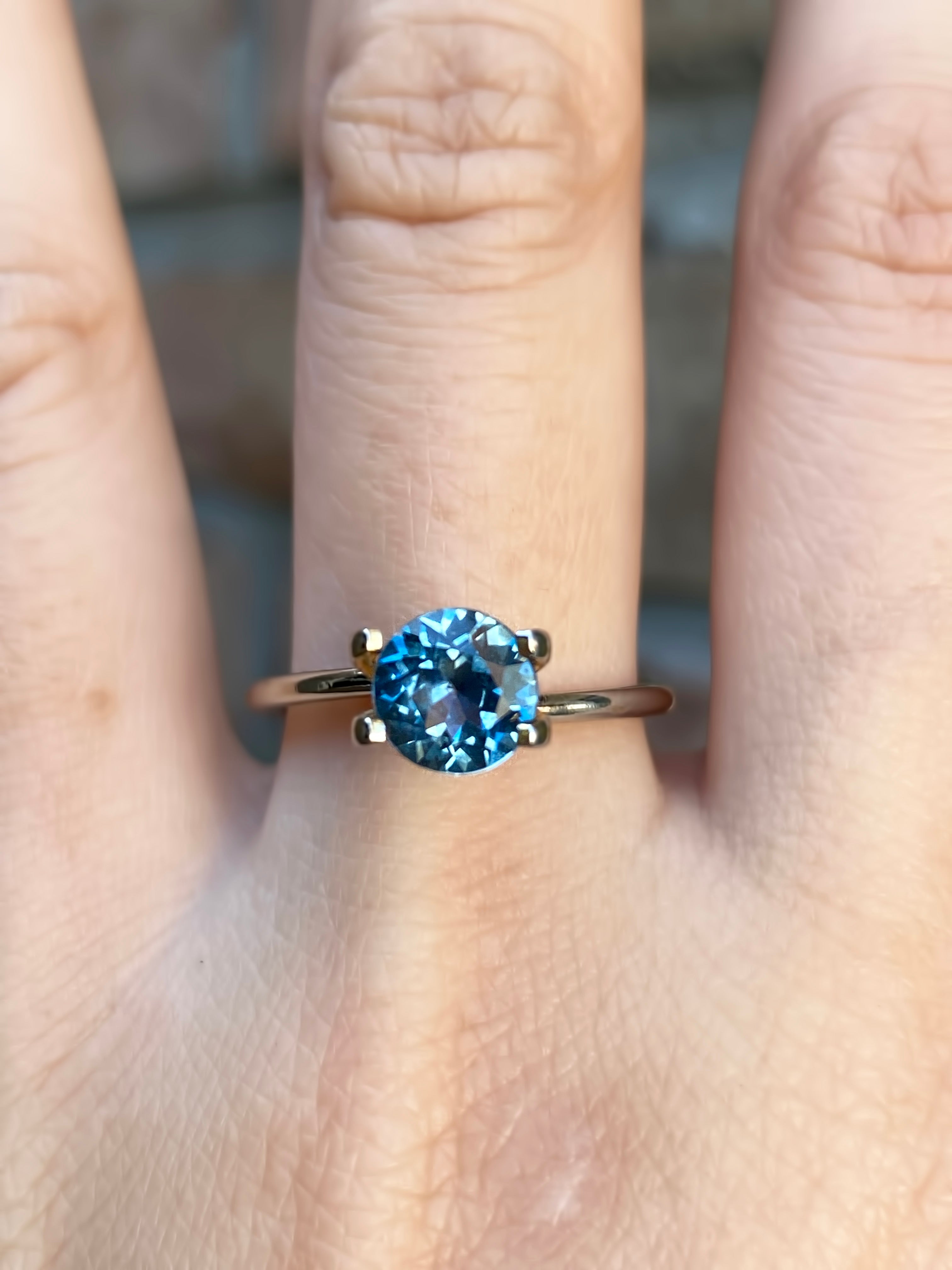 1.36ct Round Cut Teal Blue Montana Sapphire SR288