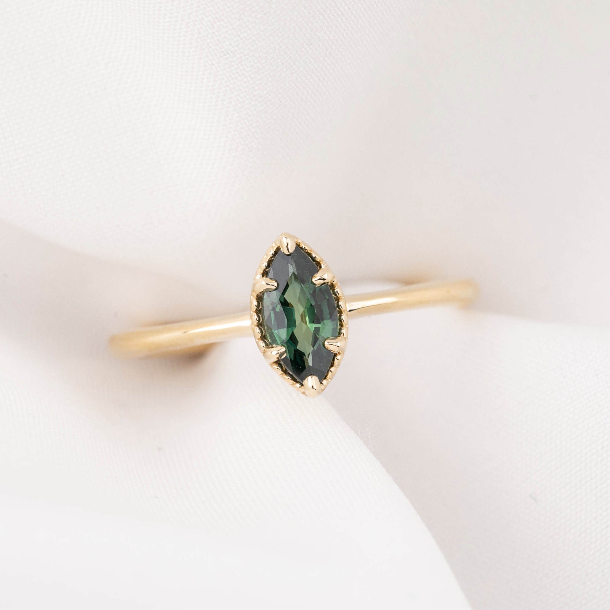 Ava Ring, 0.50-0.80ct Madagascar Sapphire