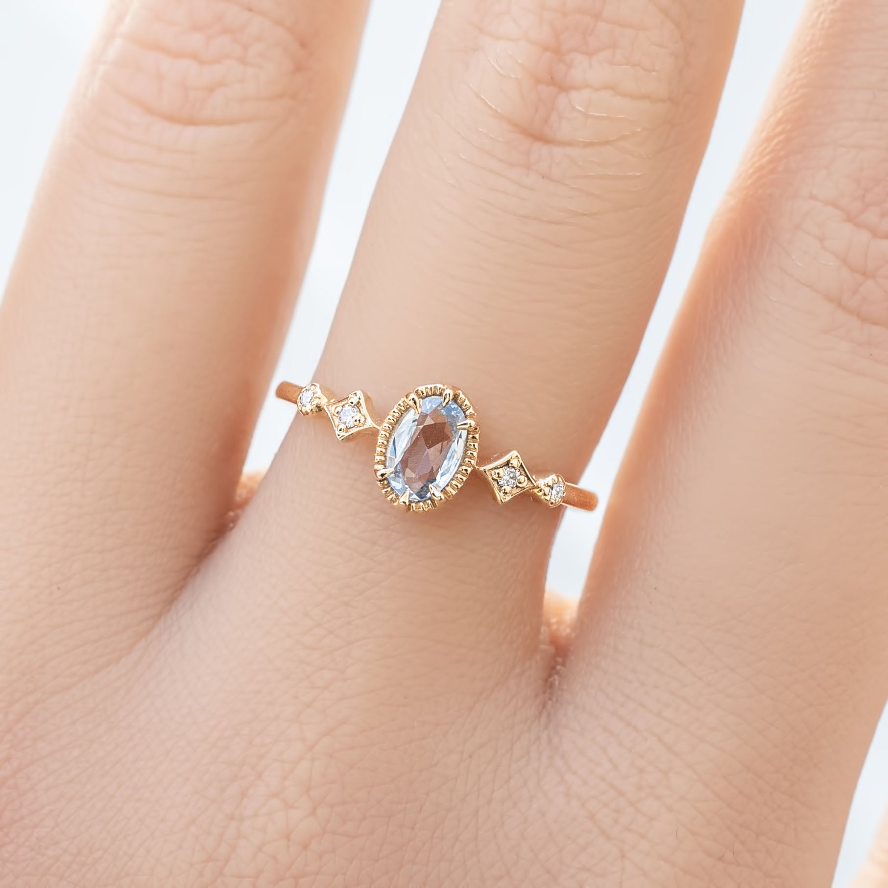 Stella Ring, 0.4ct Unheated Sapphire, oval shape gemstone