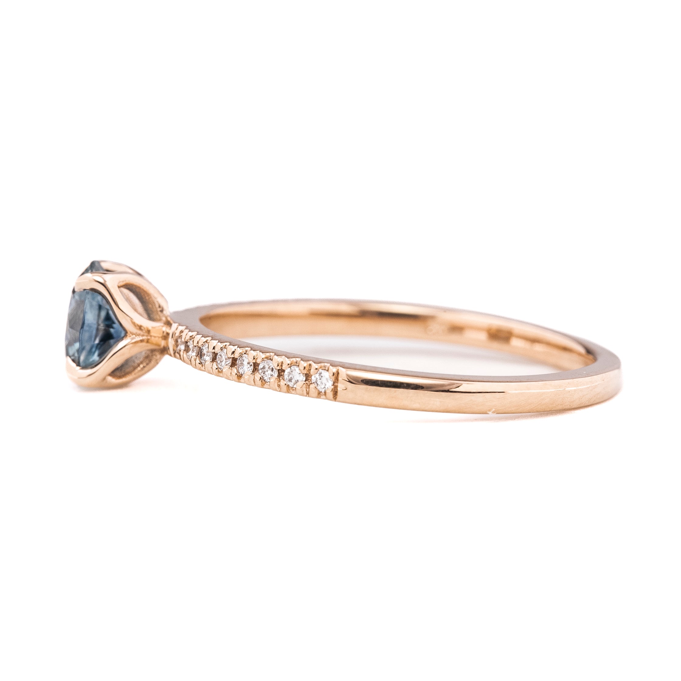 Maria Ring, 0.75ct Montana Sapphire
