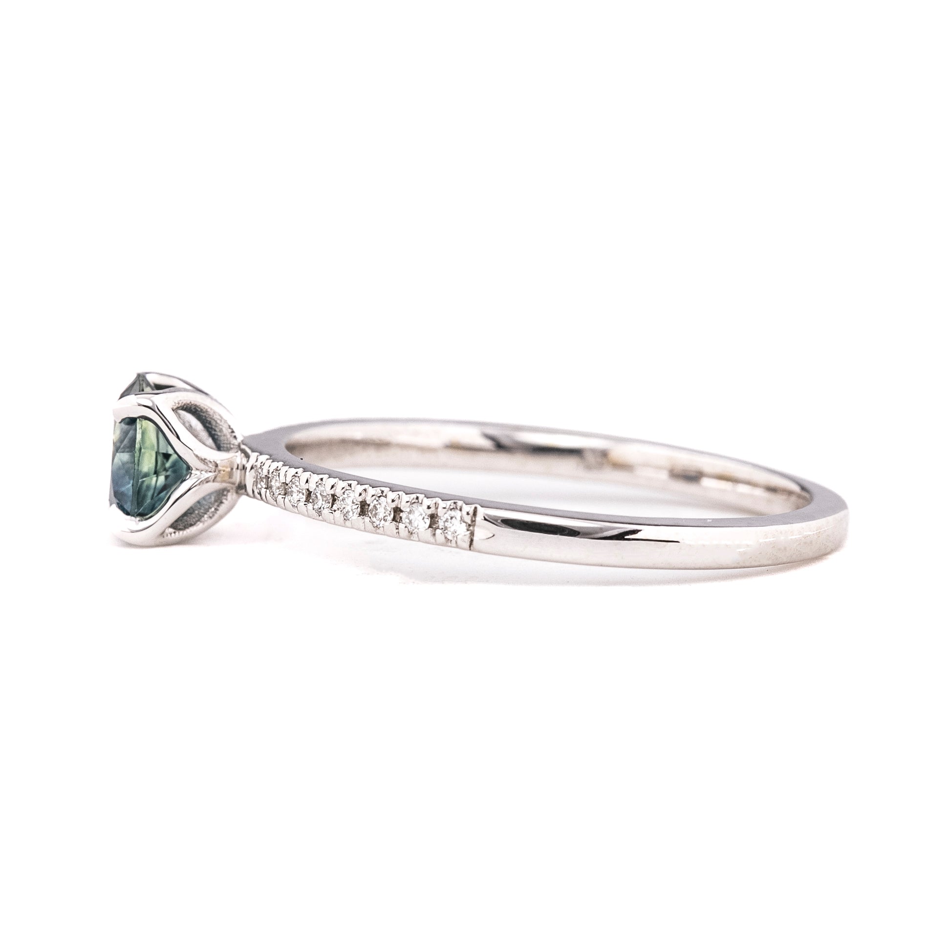 Maria Ring, 0.75ct Montana Sapphire