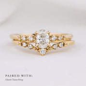 Estel Fleur Four Prongs Oval Diamond Ring