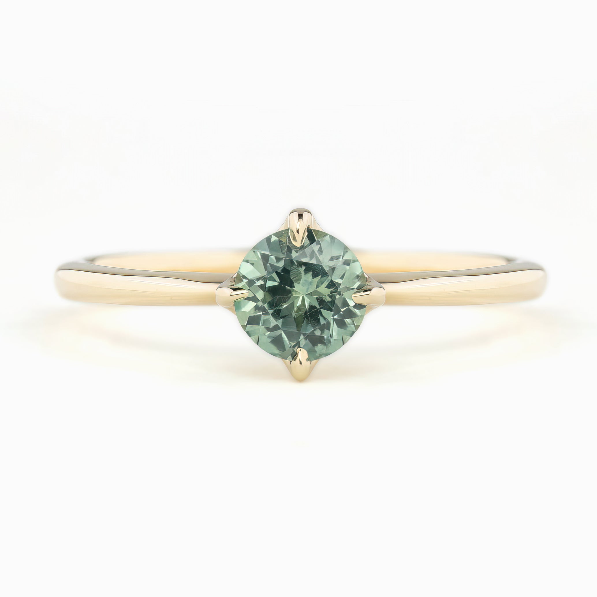 Alice Ring, 0.60ct Montana Sapphire