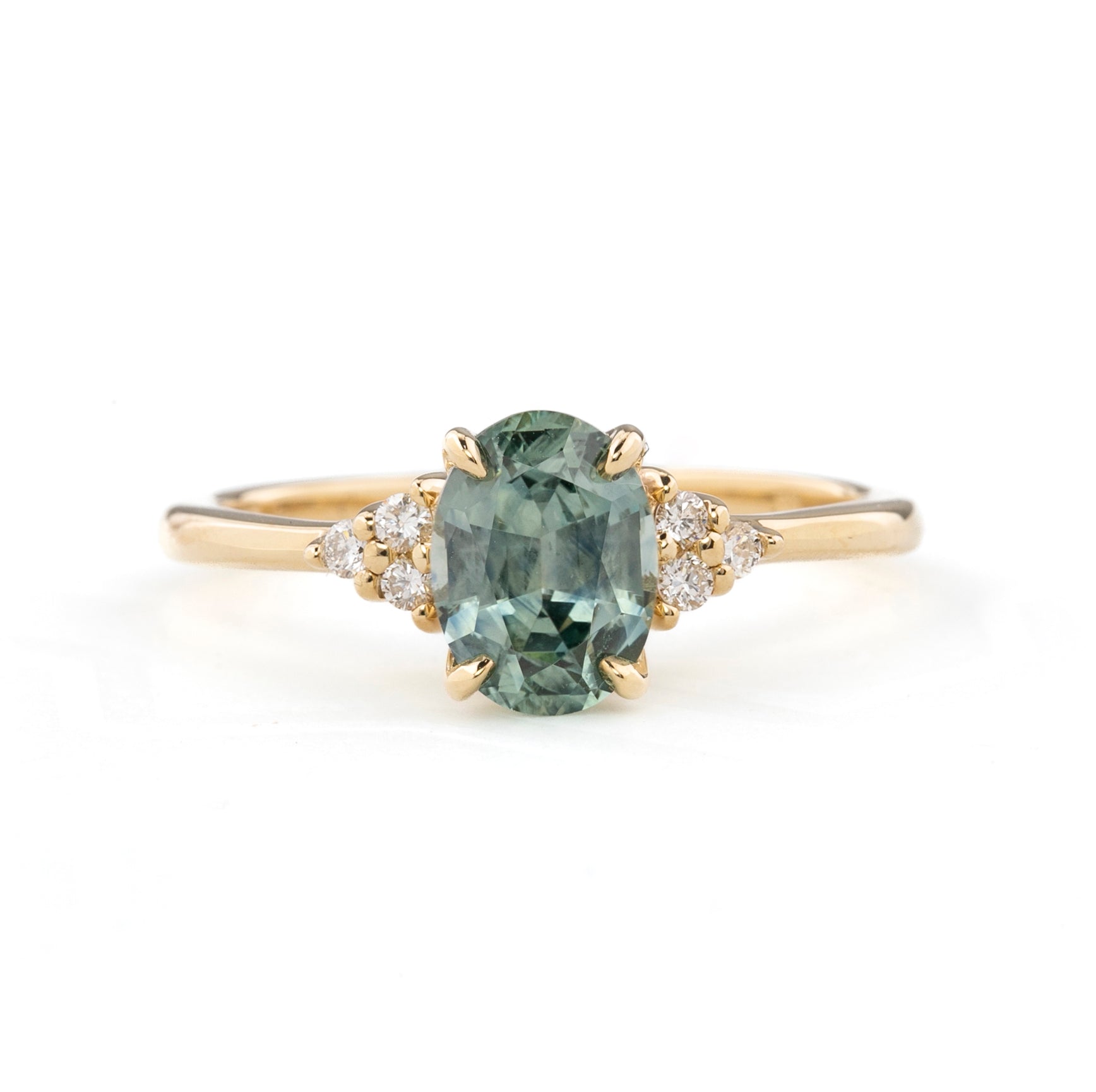 Teresa Ring, 1.88ct Montana Sapphire, oval shape gemstone