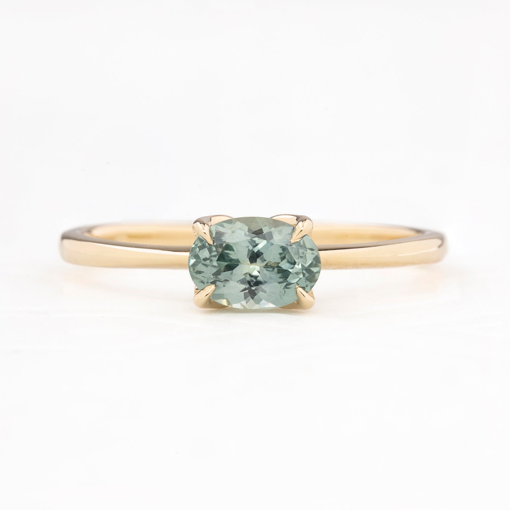 Sara Ring, 0.93ct Montana Sapphire, oval shape gemstone