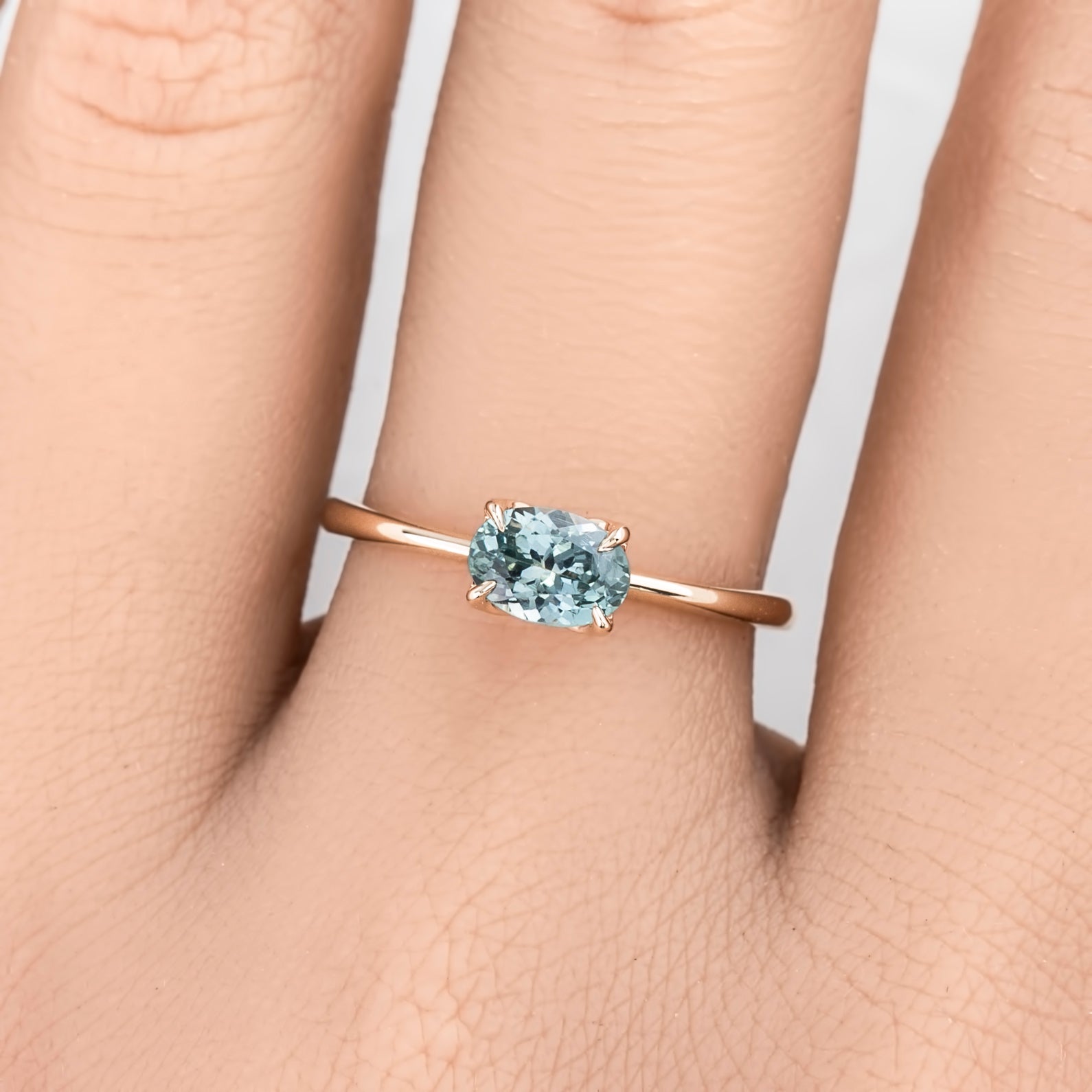 Sara Ring, 0.93ct Montana Sapphire, oval shape gemstone