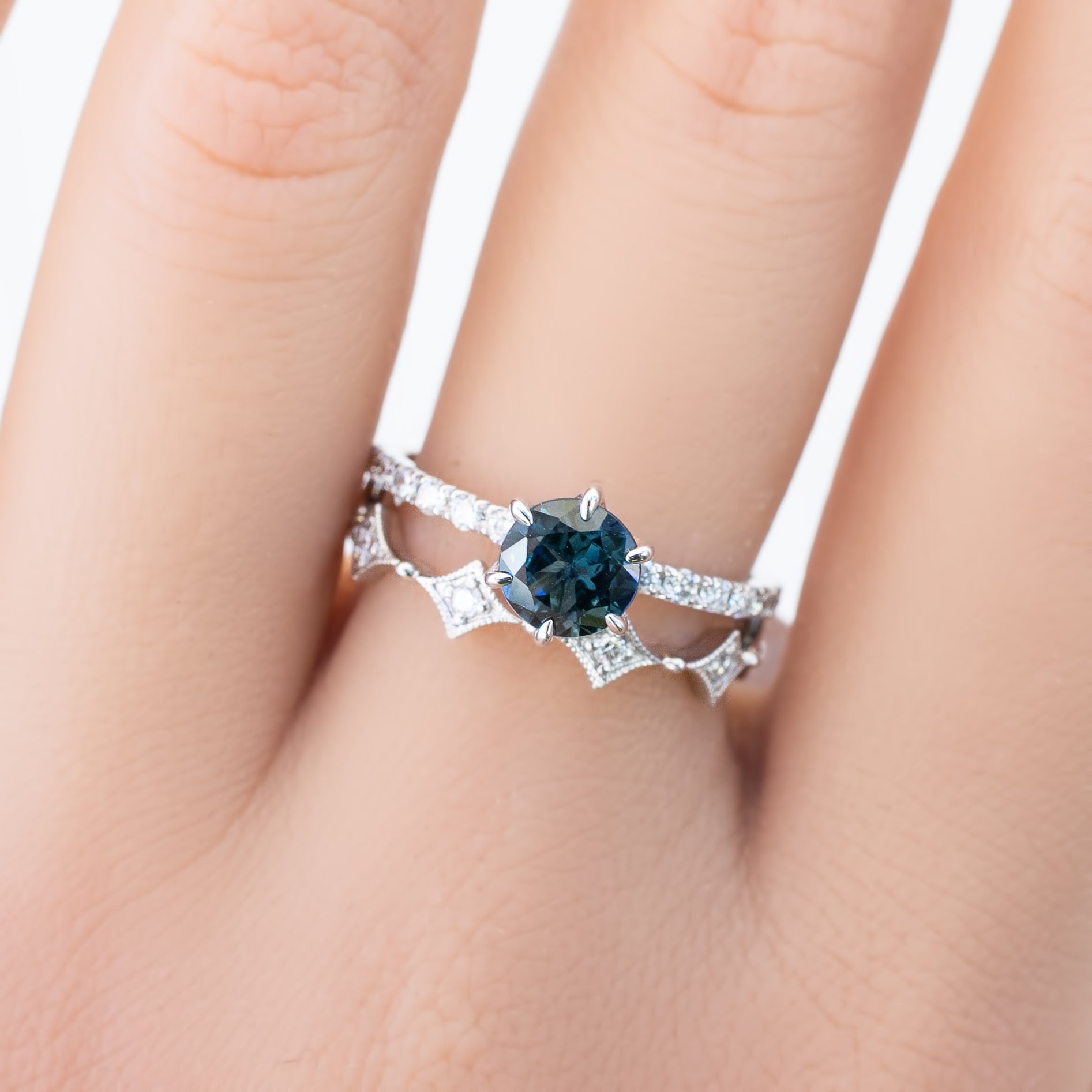 Maria Luxe Ring, 1.03ct Queensland Sapphire
