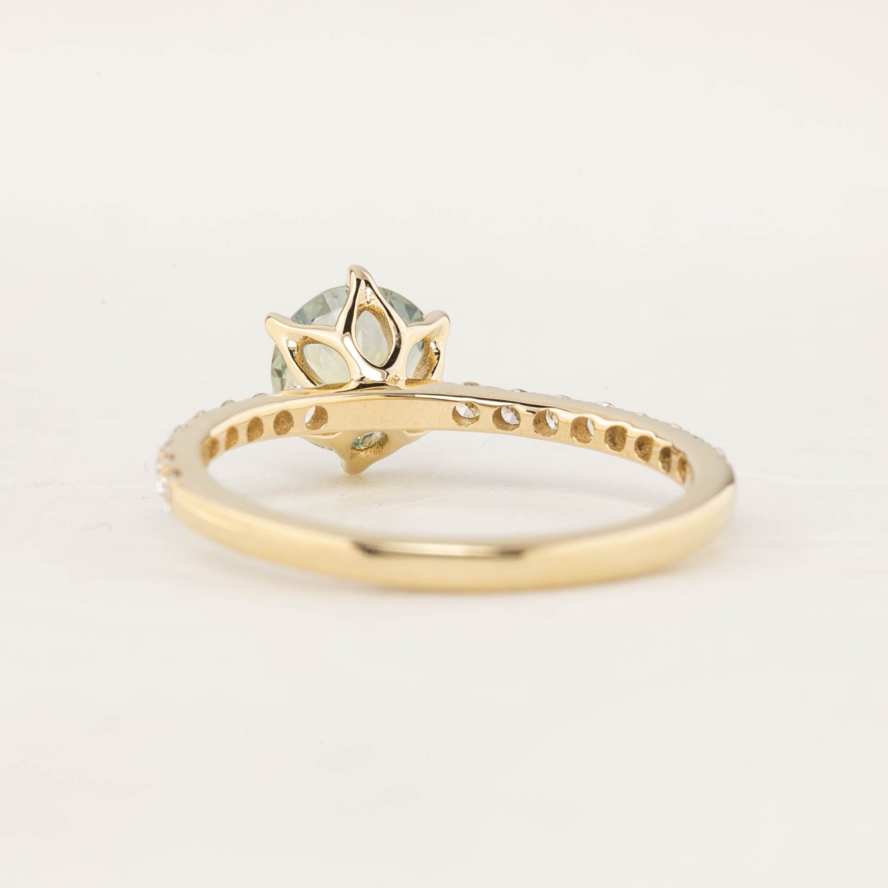 Maria Luxe Setting