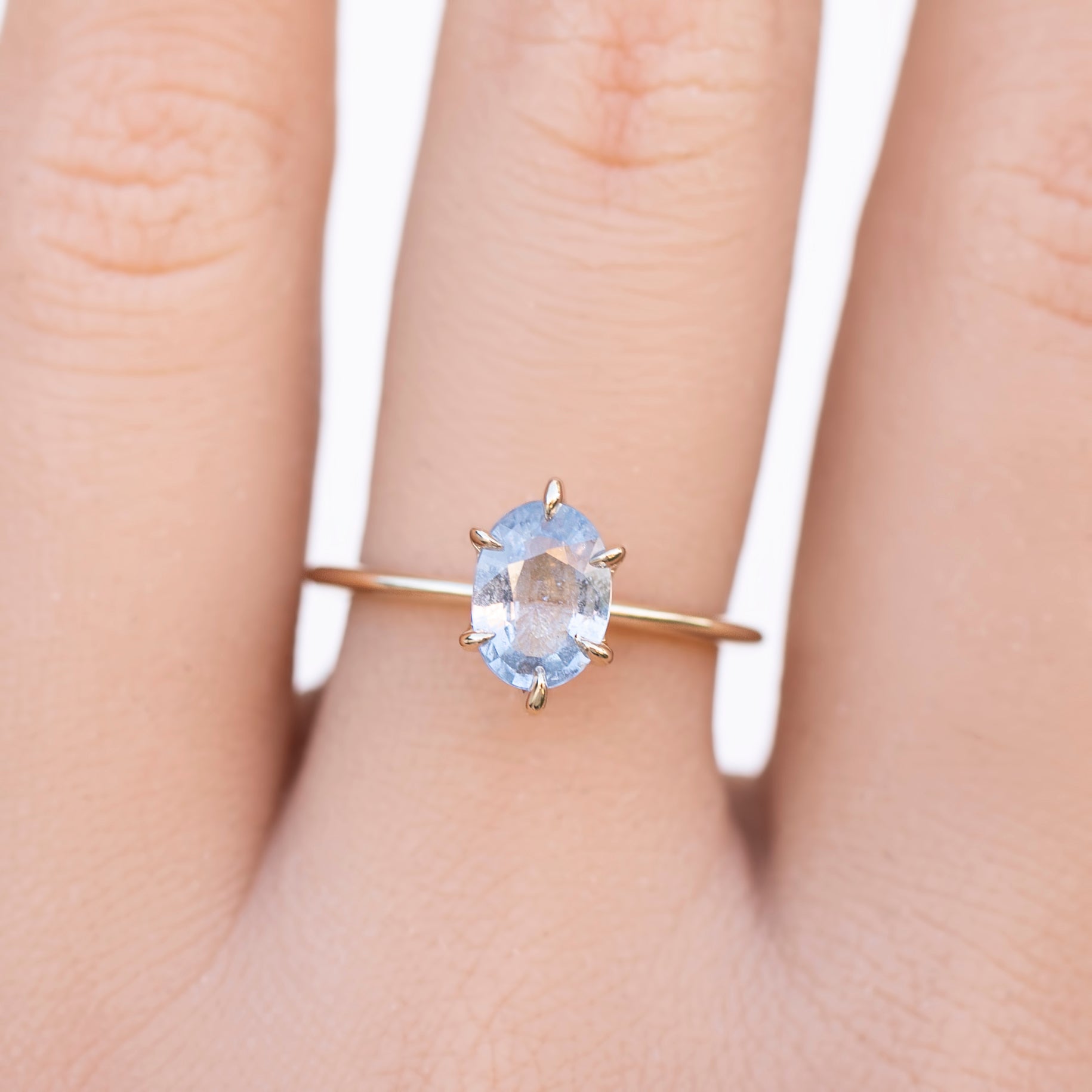 Floryn Ring, 1.22ct Unheated Sapphire, oval shape gemstone