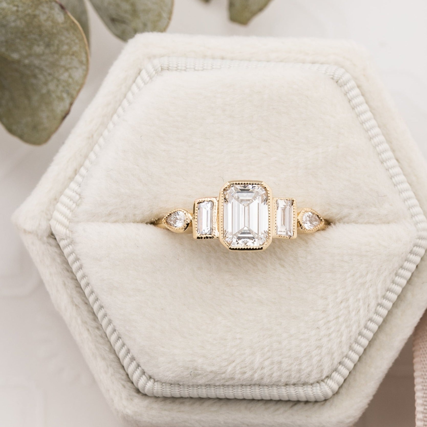 Edith Ring, 1.00ct Lab Diamond | IGI Certified