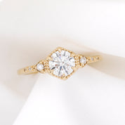 0.8ct diamond agatha ring