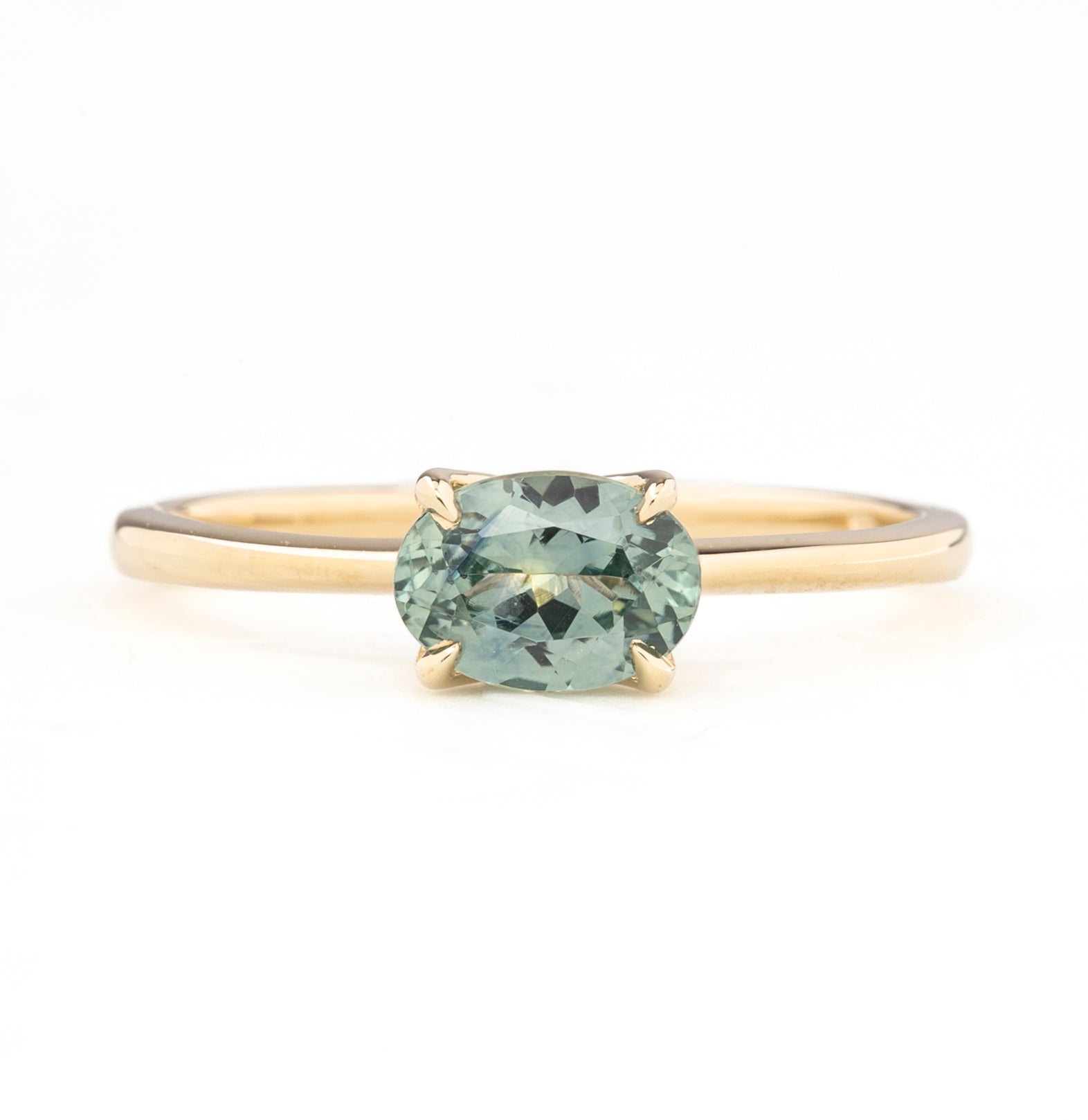 Sara Ring, 1.04ct Montana Sapphire, oval shape gemstone