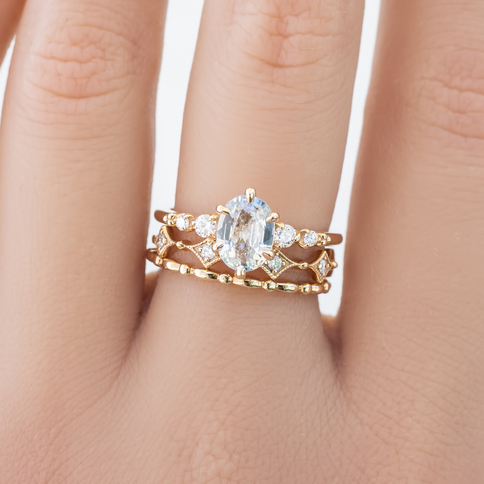 Estel Fleur Ring, 1.62ct Unheated Sapphire, oval shape gemstone
