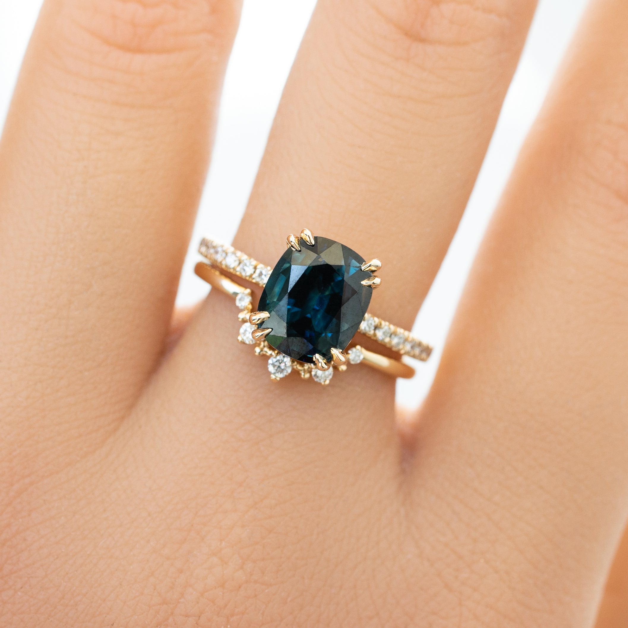 Sabrina Grand Ring, 3.39ct Teal Queensland Sapphire