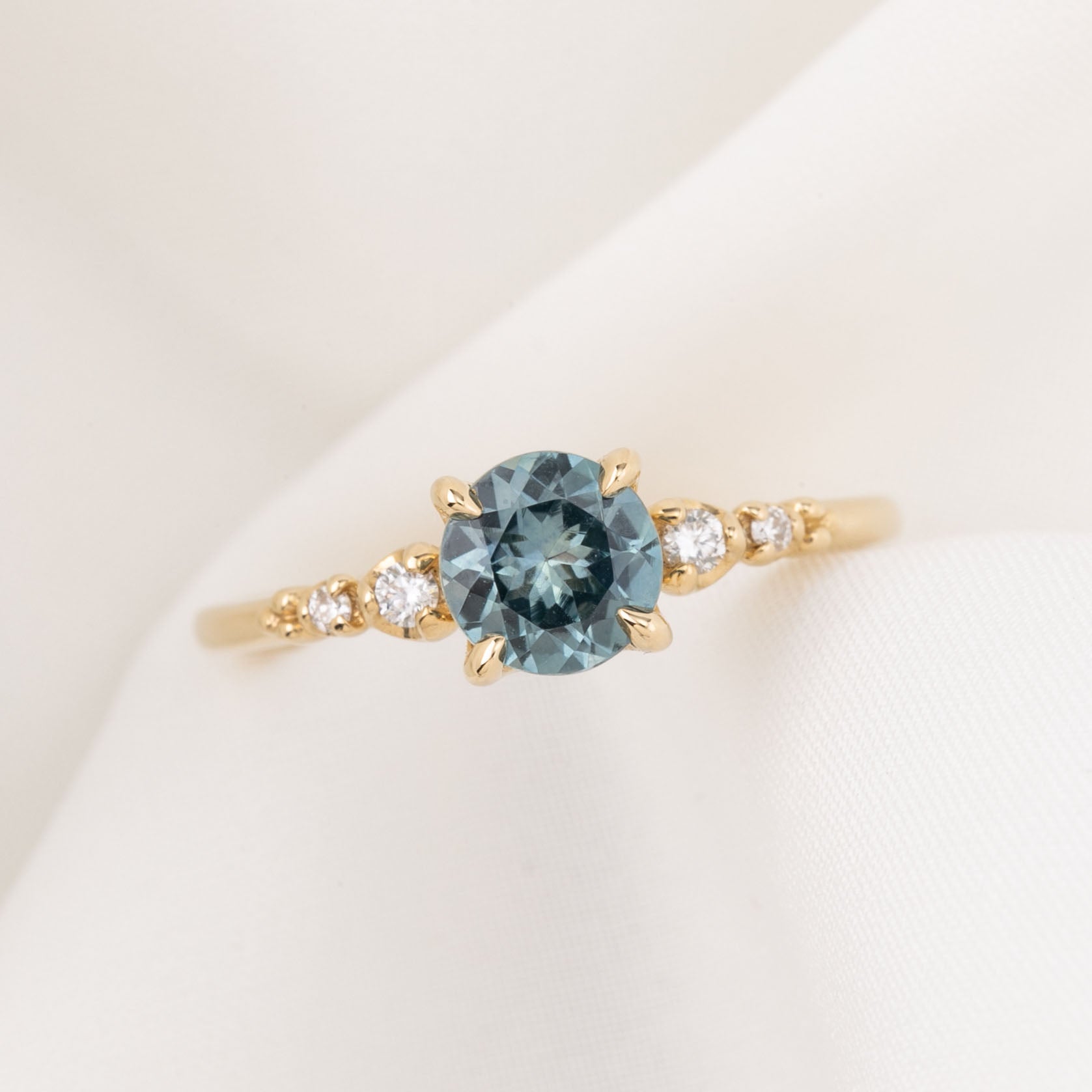 Estel Fleur Ring, 1.09ct Montana Sapphire