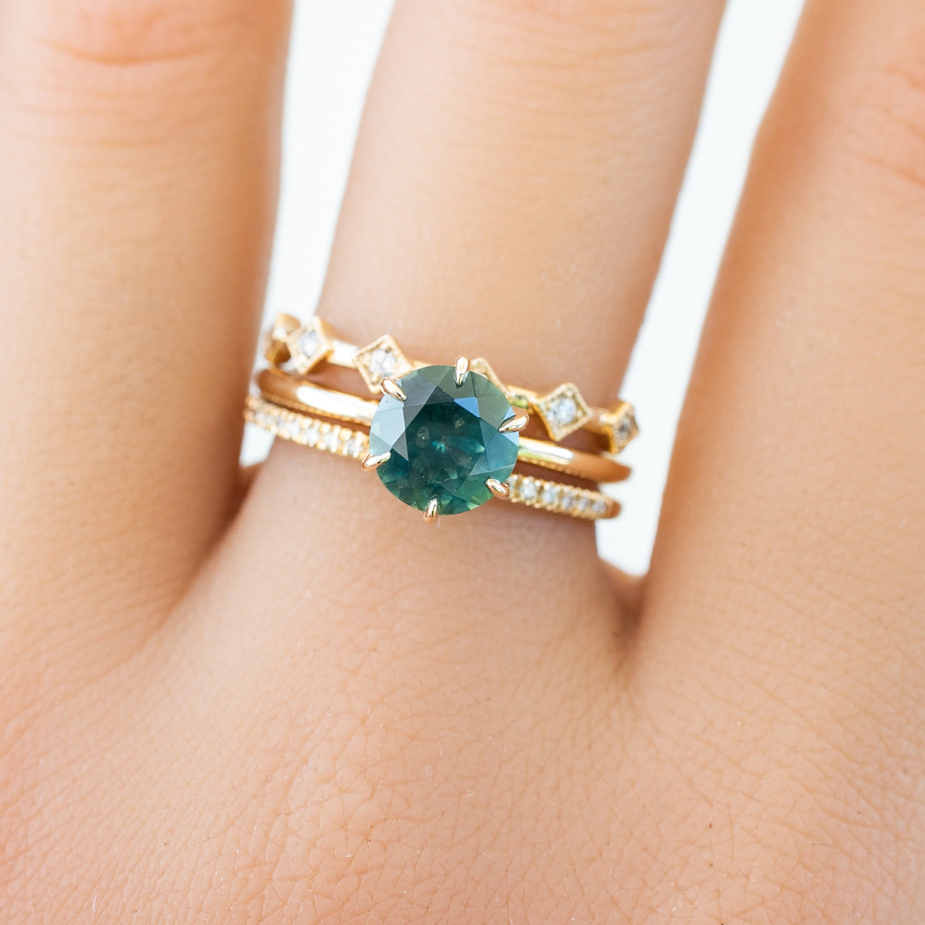 Floryn Ring, 2.16ct Green Australian Sapphire