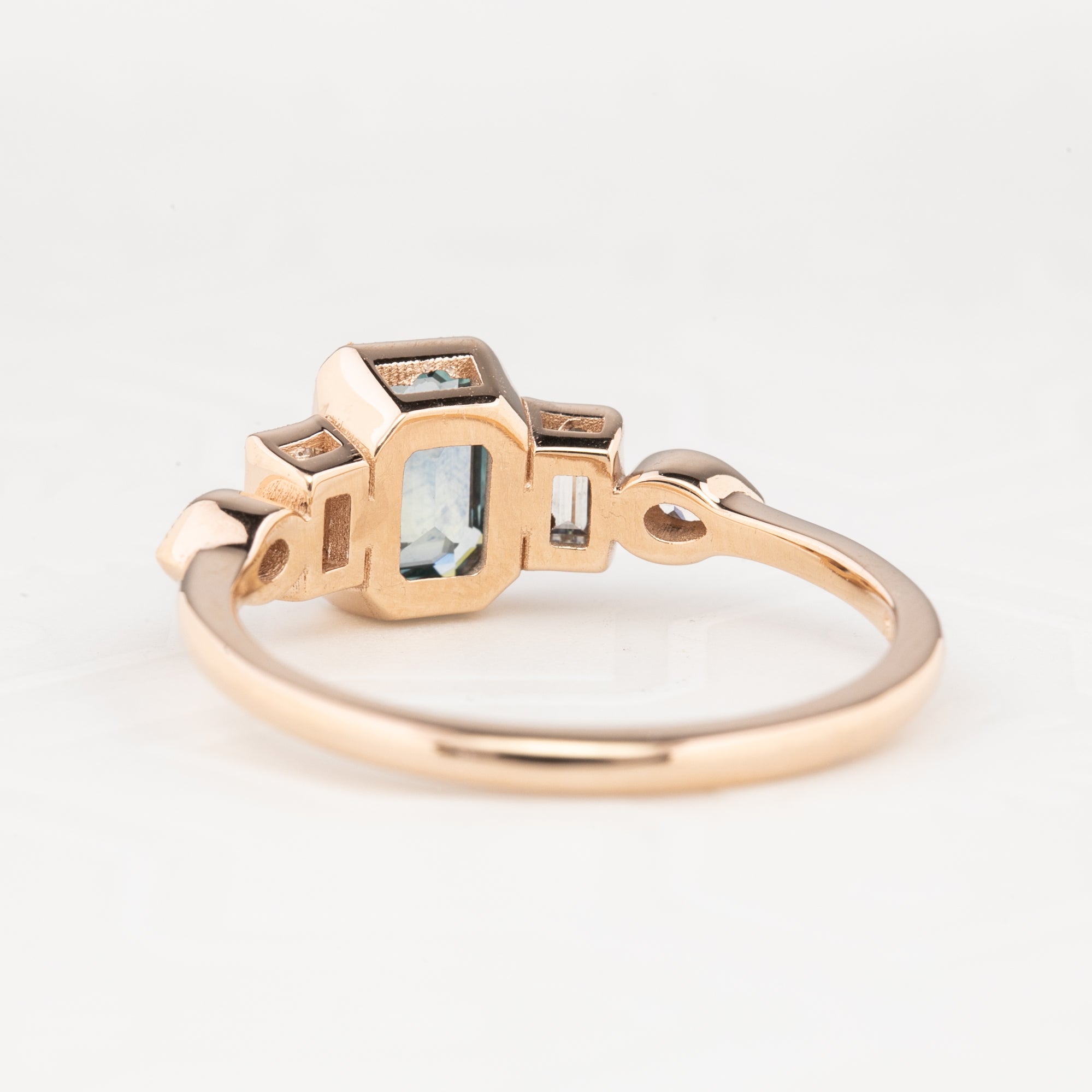 Edith Ring, 0.96ct Montana Sapphire