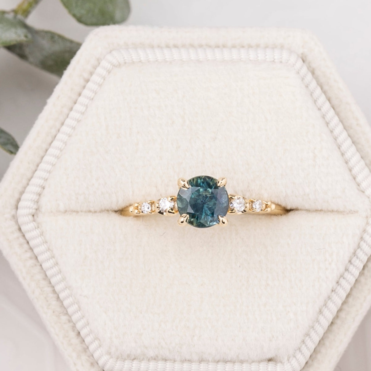 Estel Fleur Ring, 1.15ct Montana Sapphire