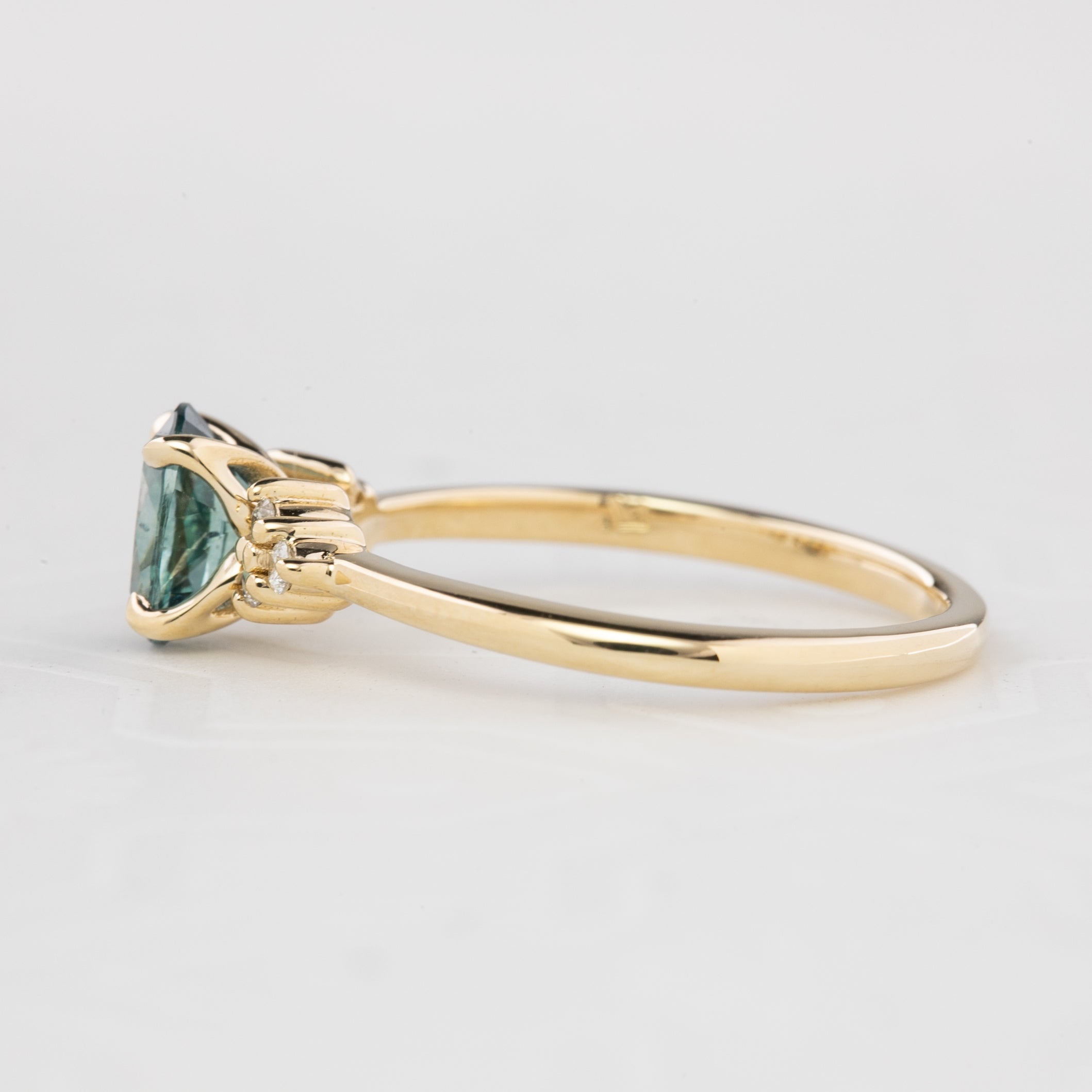 【一点物】テレサリング ・0.93ct・加熱モンタナ産ブルーグリーンサファイア・K14YG