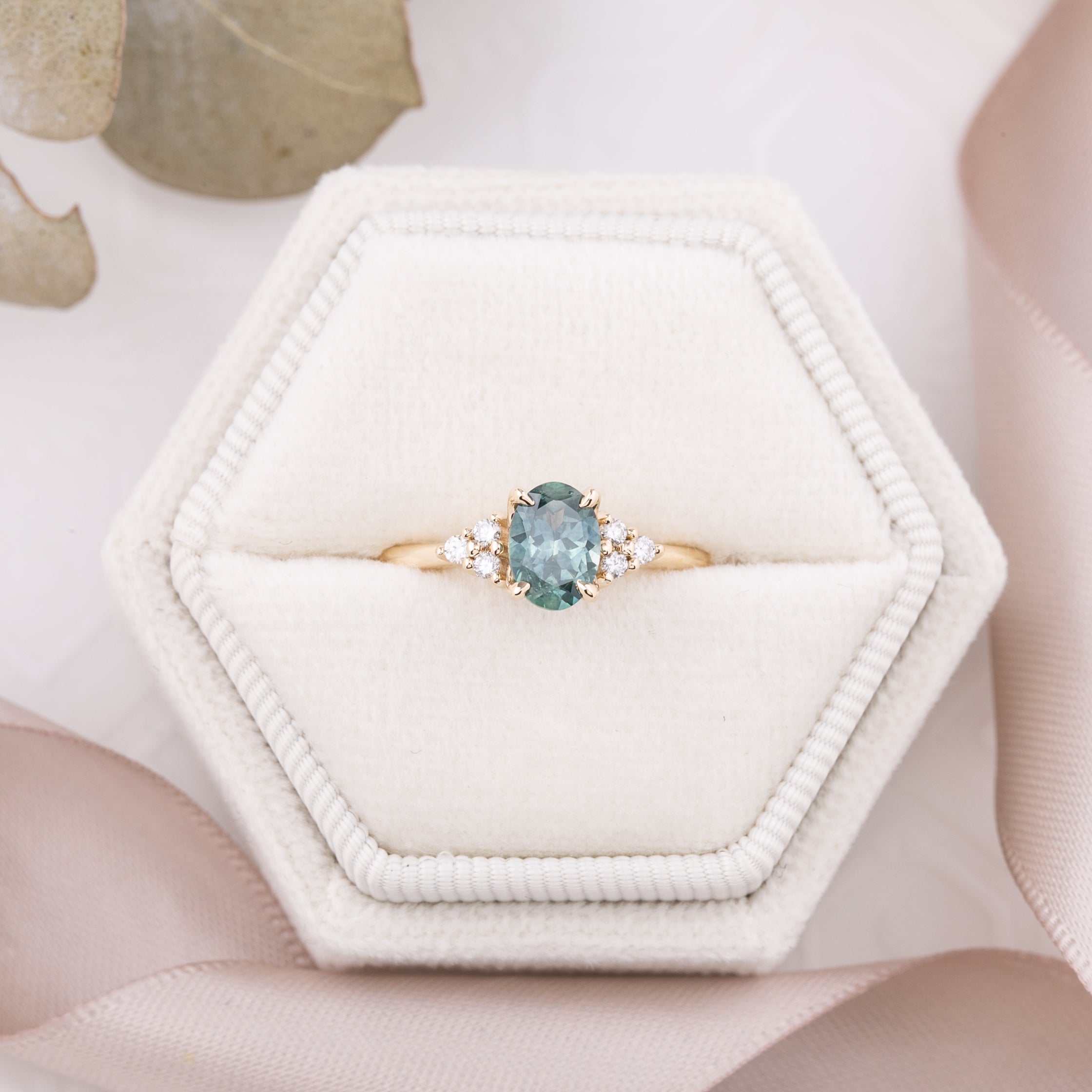 【一点物】テレサリング ・0.93ct・加熱モンタナ産ブルーグリーンサファイア・K14YG