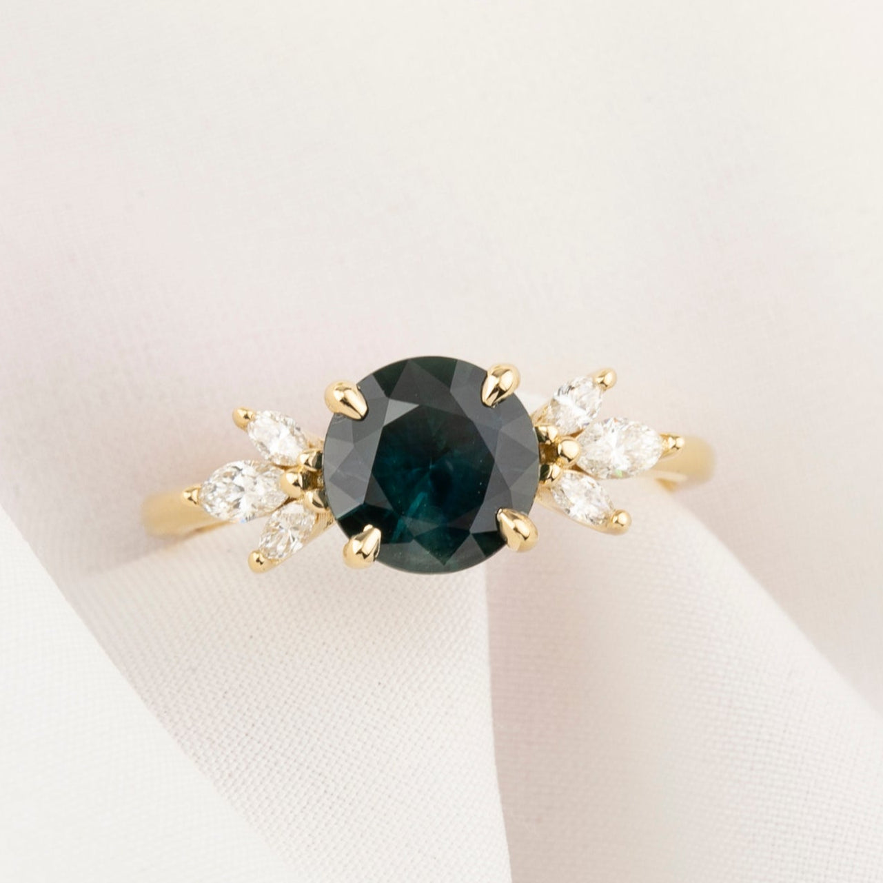 Nova Ring, 1.63ct Unheated Queensland Sapphire