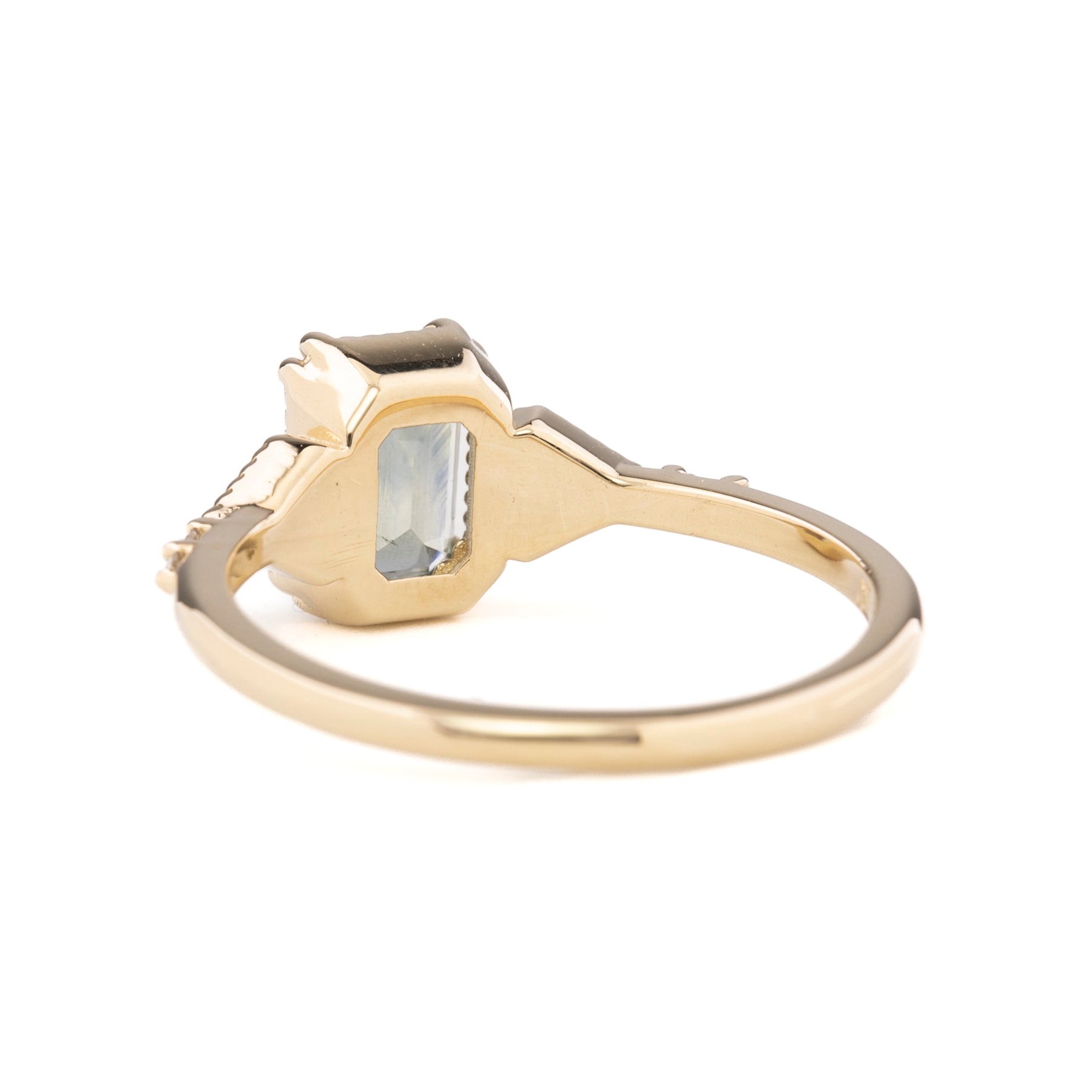 Agatha Ring, Green Sapphire