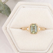Agatha Ring, Green Sapphire