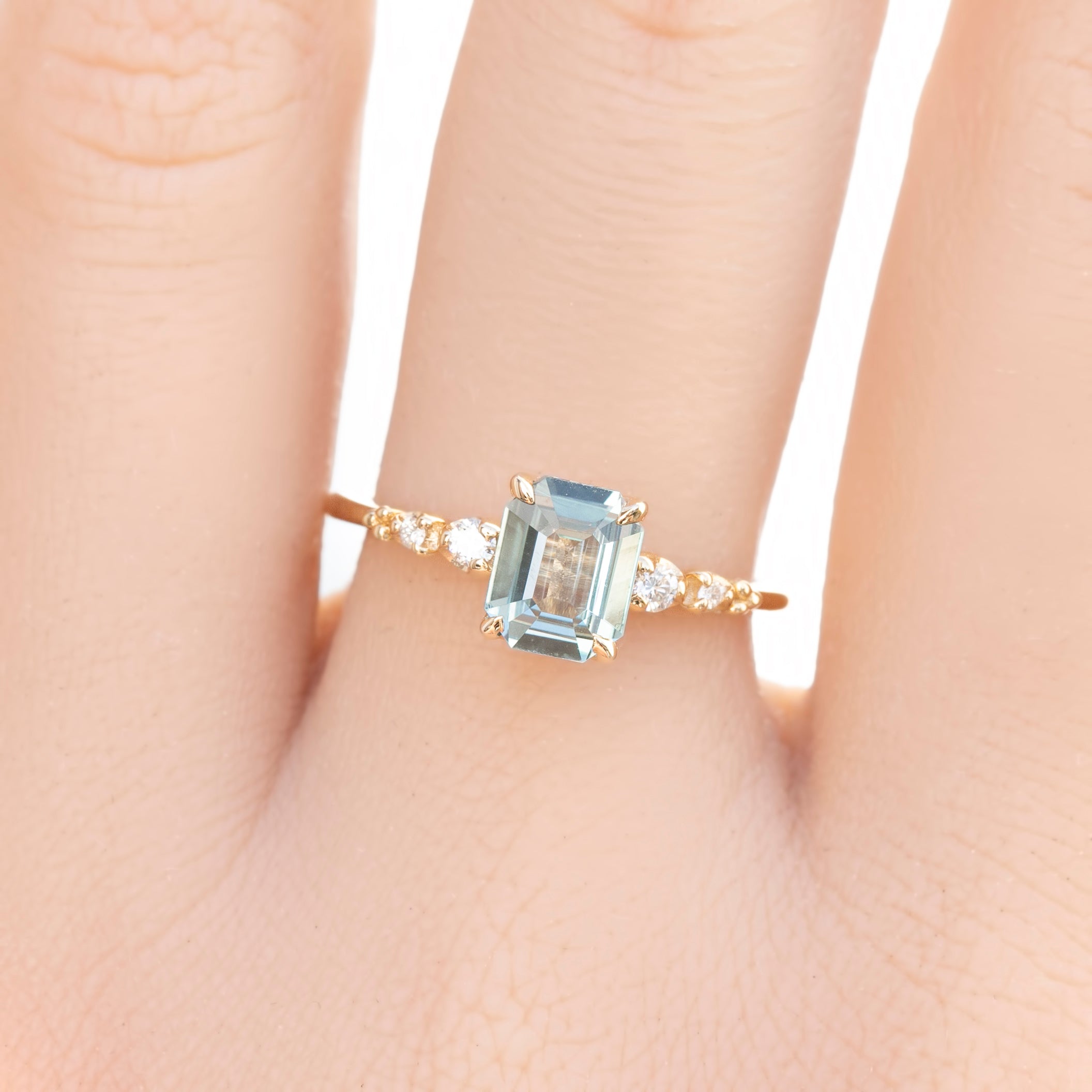 Estel Fleur Ring, 1.31ct Montana Sapphire