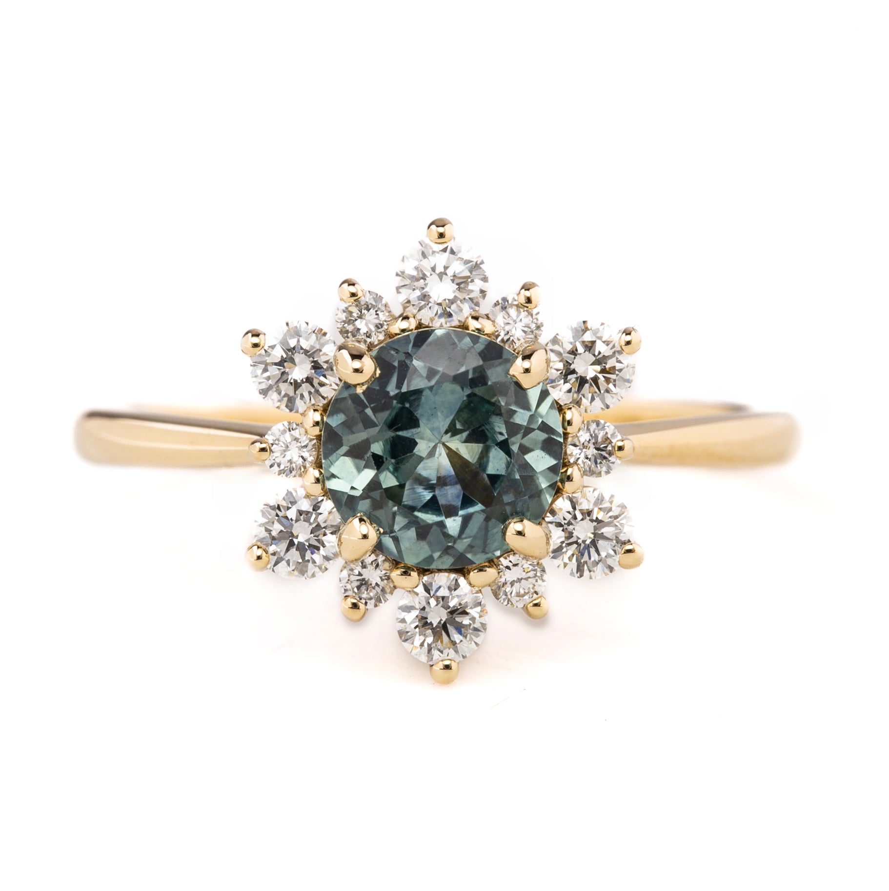 Amara Ring Light Blue Montana Sapphire