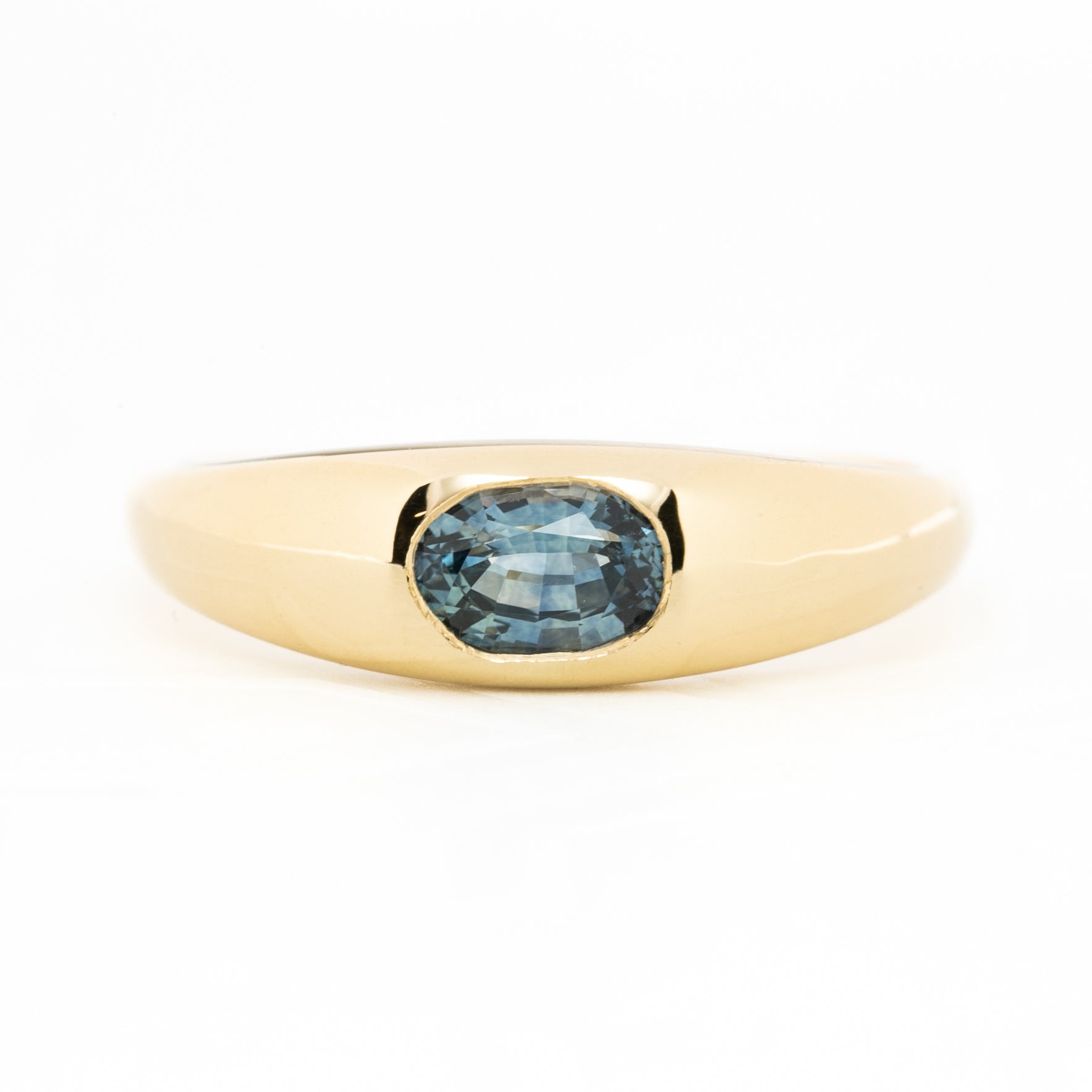 Dome Ring, 0.60ct Montana Sapphire, oval shape gemstone