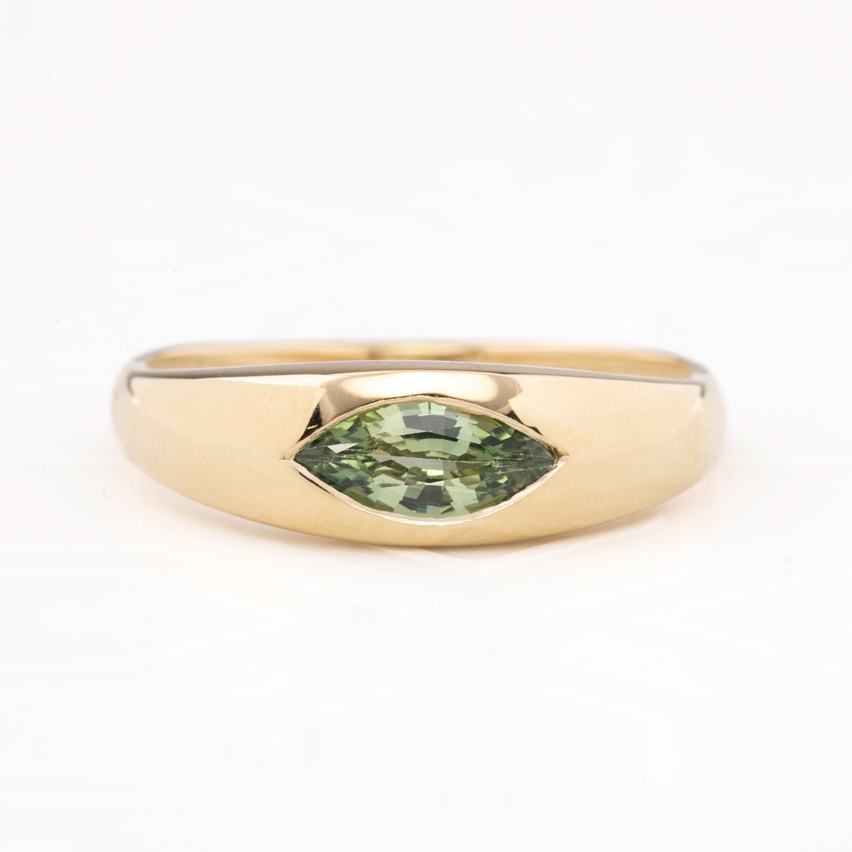 【一点物】ドームリング ・0.61ct・非加熱マダガスカル産ライトグリーンサファイア・K14YG