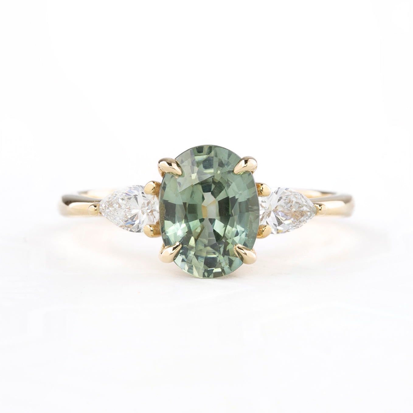 Olivia Grand Ring, 2.30ct Madagascar Sapphire, oval shape gemstone