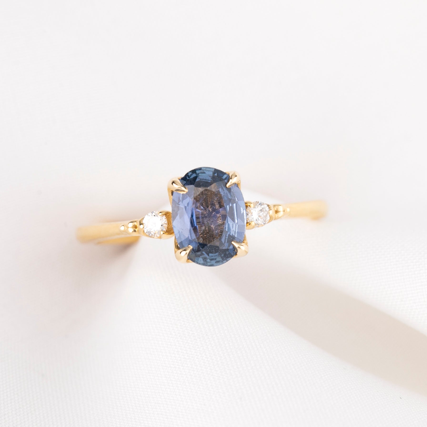 Estel Ring, 1.06ct Blue Srilanka Sapphire