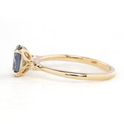 Estel Ring, 1.06ct Srilanka Sapphire, oval shape gemstone