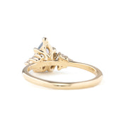 Estel Fleur Ring, 0.30ct Ceylon Sapphire