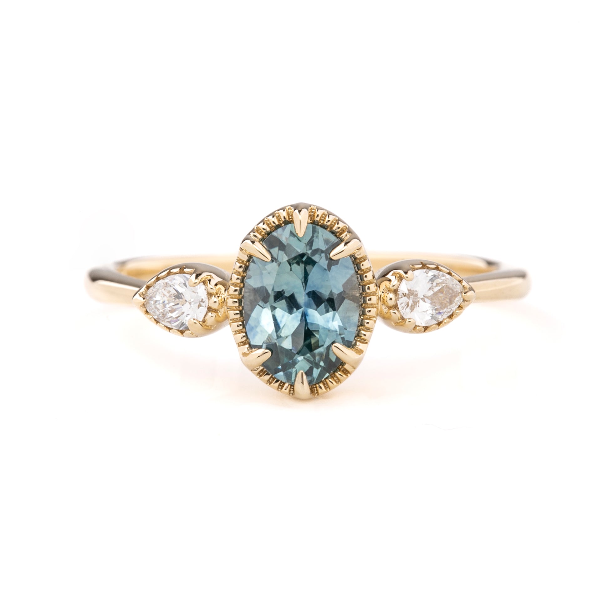Diana Ring, 1.07ct Montana Sapphire, oval shape gemstone