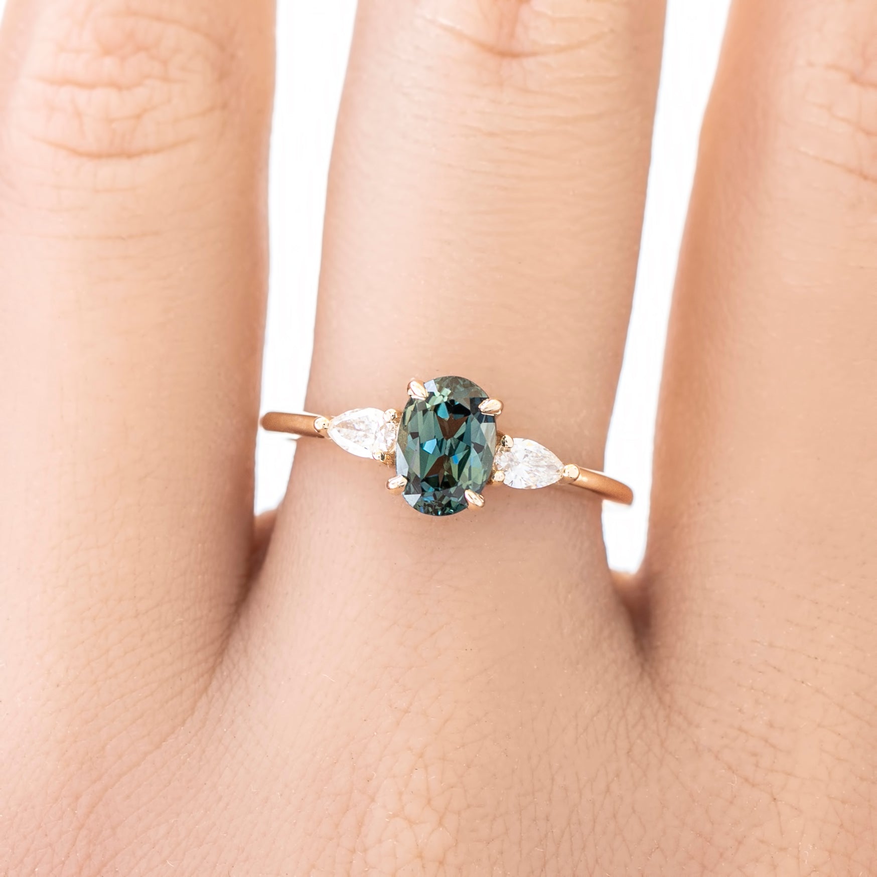 Olivia Ring, 1.32ct Queensland Sapphire, oval shape gemstone