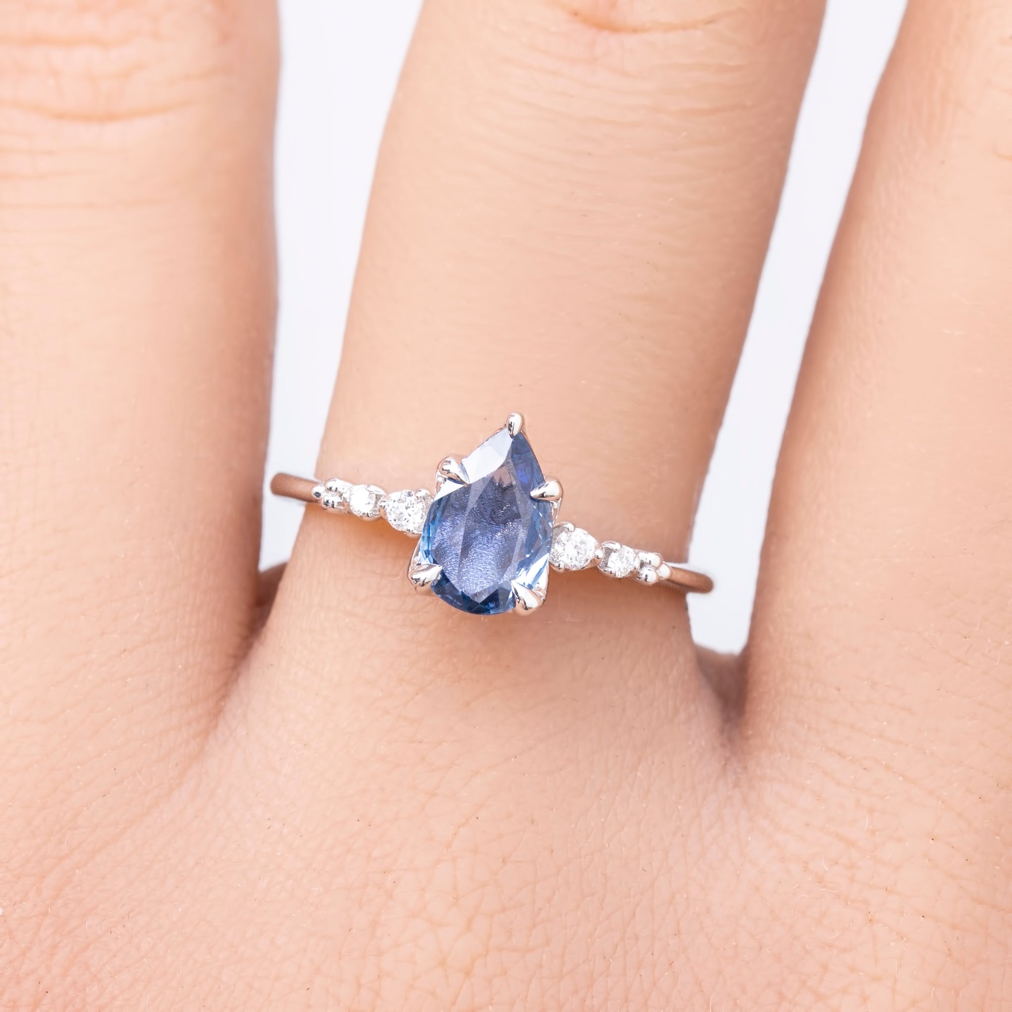 Estel Fleur Ring, 0.81ct Light Blue Srilanka Sapphire