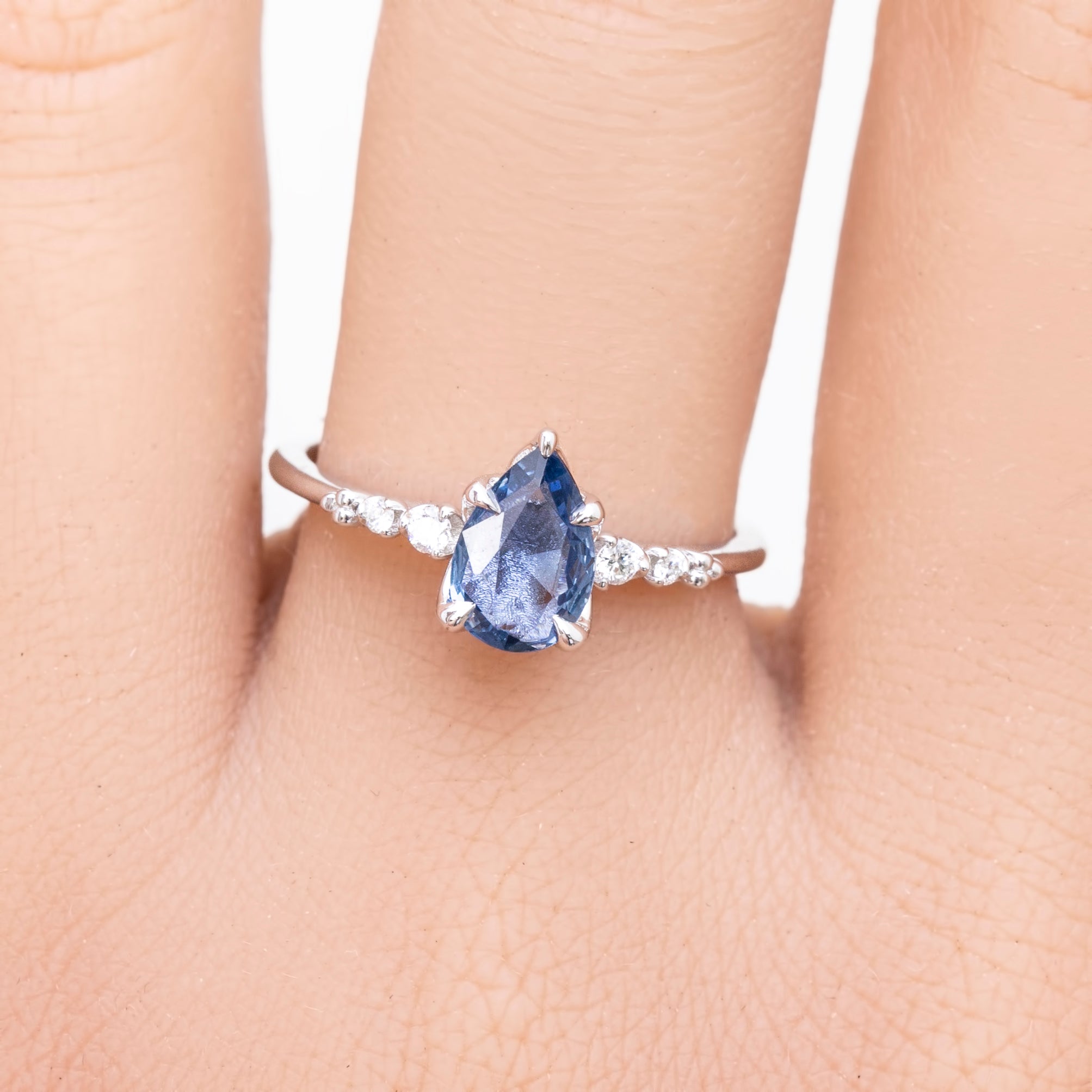 Estel Fleur Ring, 0.81ct Light Blue Srilanka Sapphire