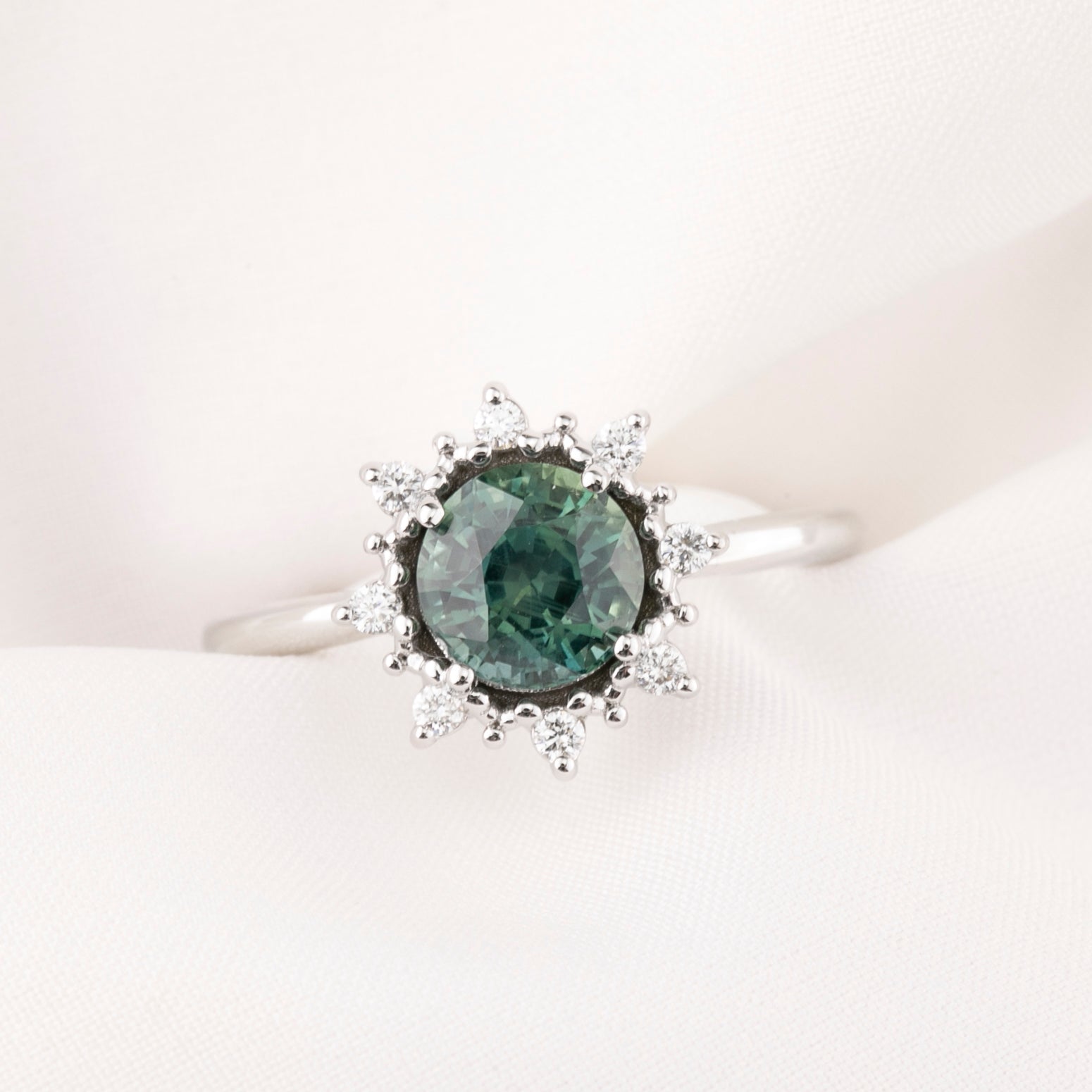 Victoria Ring, 1.69ct Montana Sapphire