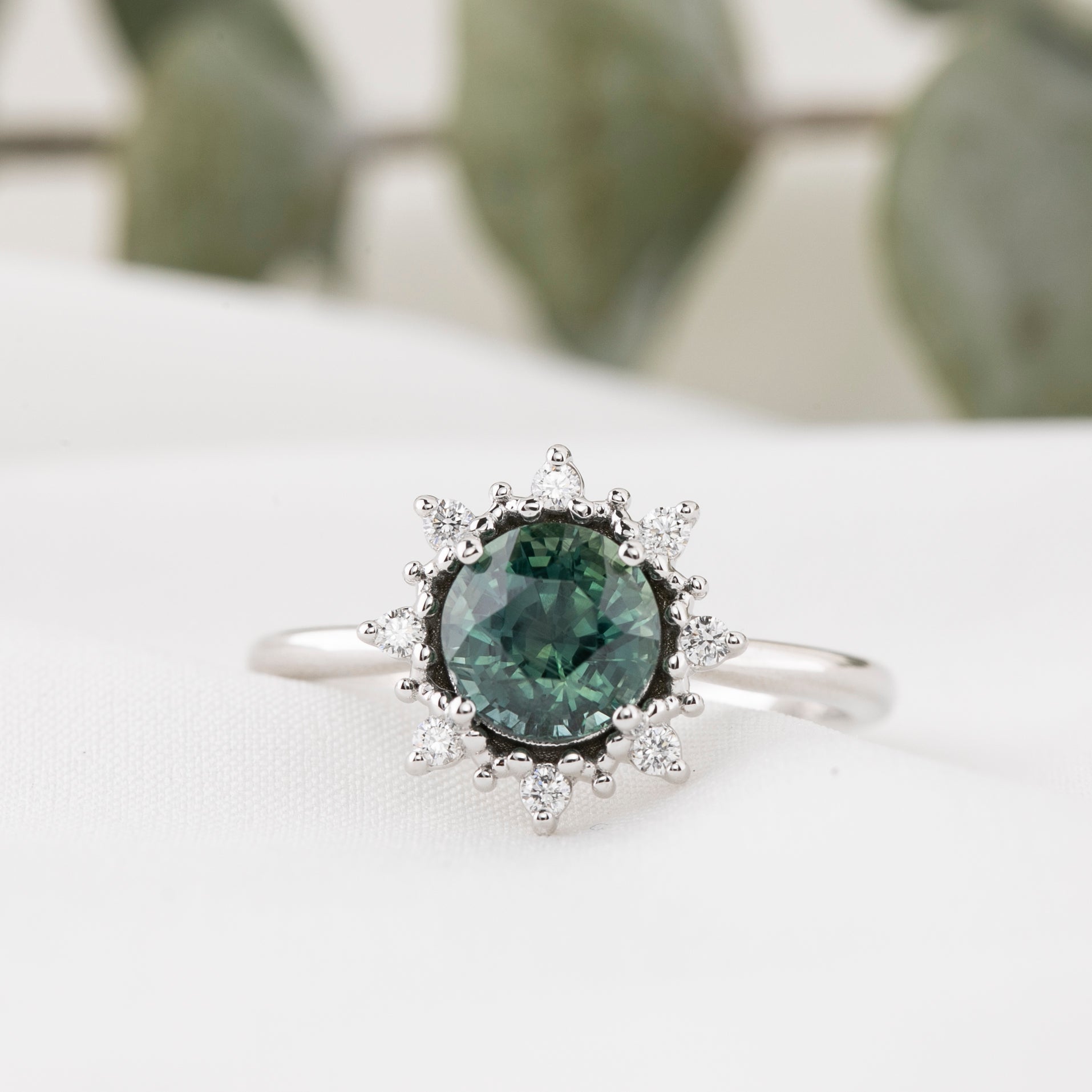 Victoria Ring, 1.69ct Montana Sapphire