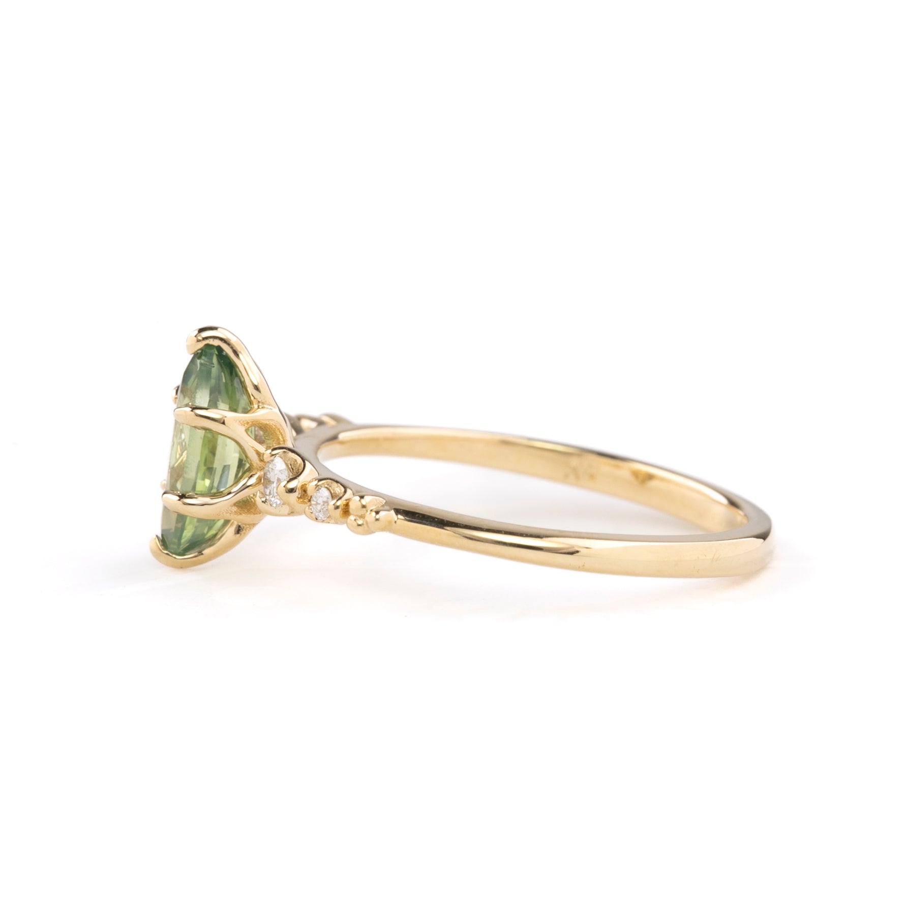 Estel Fleur Ring, Madagascar Sapphire