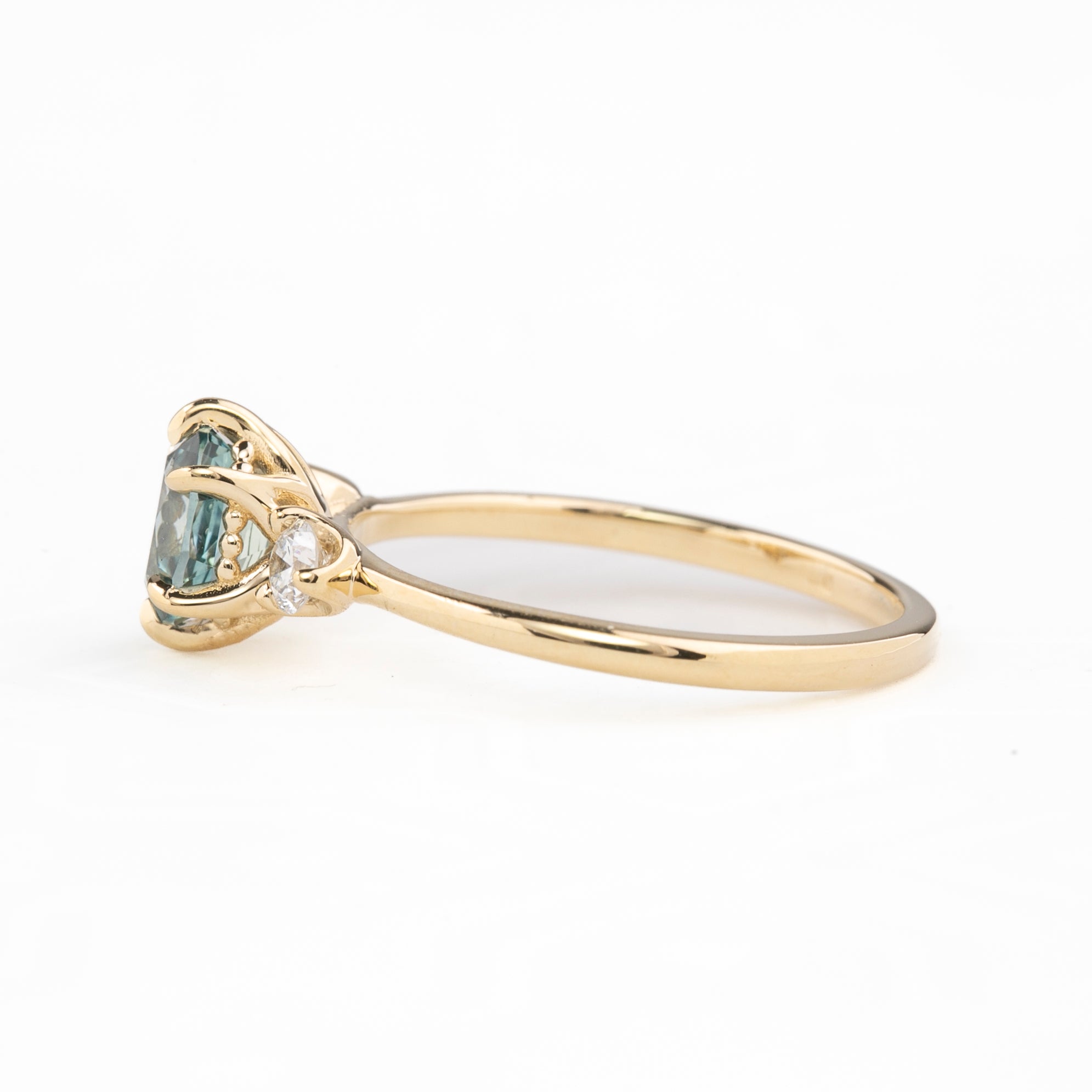 Ayana Ring, 1.10ct Montana Sapphire, oval shape gemstone