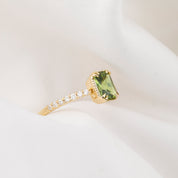 Maya Ring, 1.04ct Sapphire